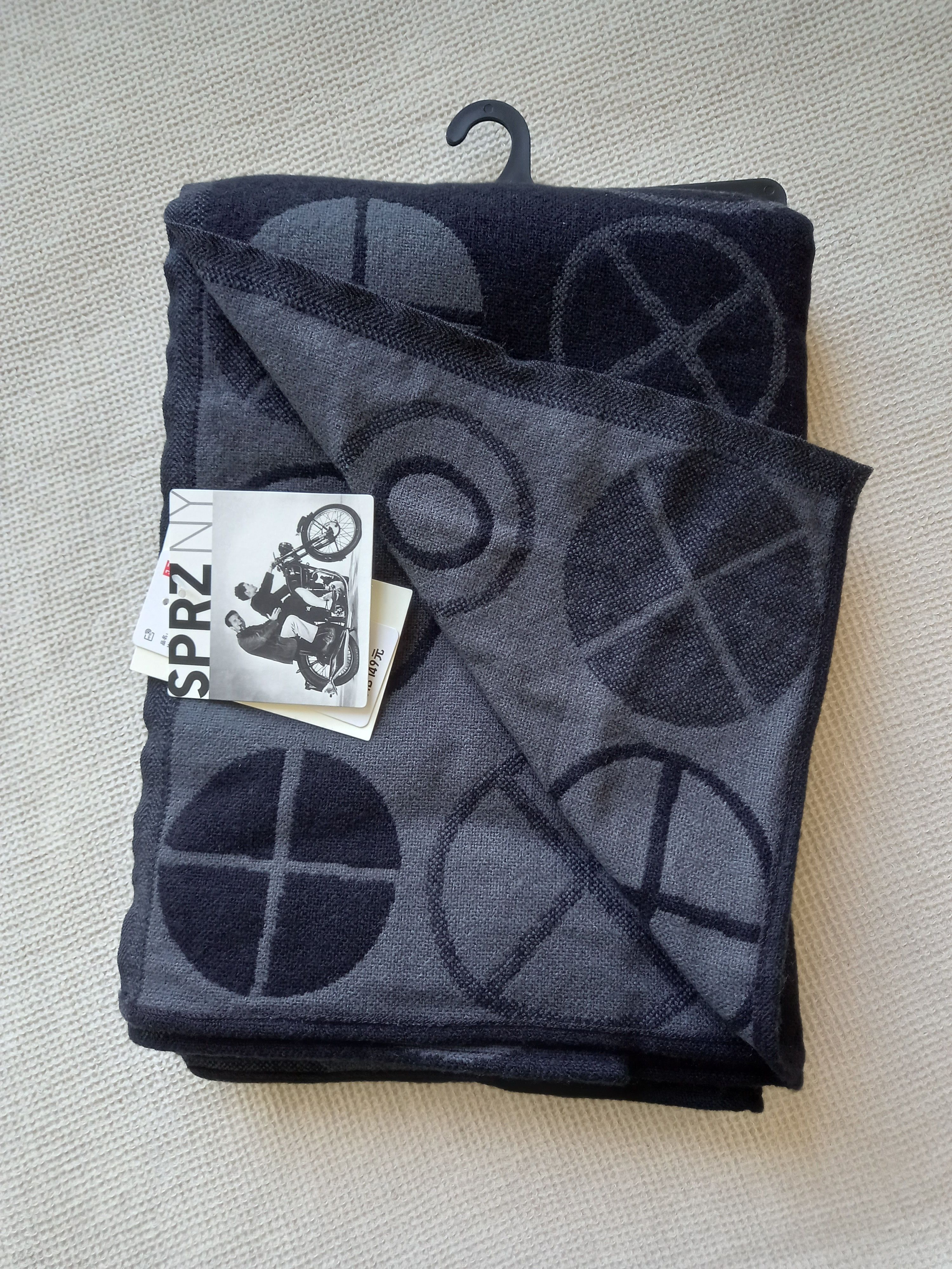 Japanese Brand × MoMA × Uniqlo NEW UNIQLO x EAMES SPRZ NY 2-Way Stole/Scarf/Blanket MOMA Size ONE SIZE - 7 Thumbnail