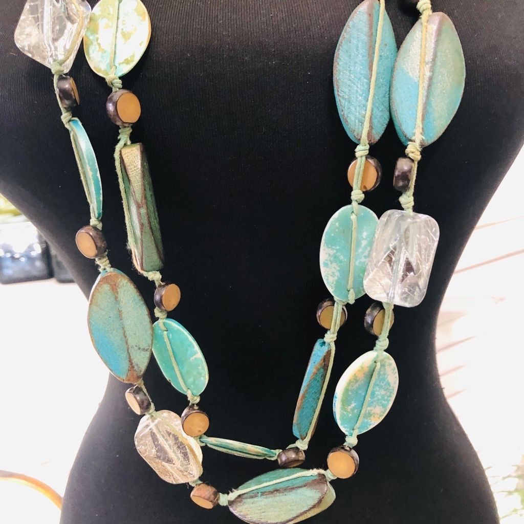 Vintage Vintage Wooden Necklace Bracelet Earrings Set Turquoise Blue Size ONE SIZE - 2 Thumbnail