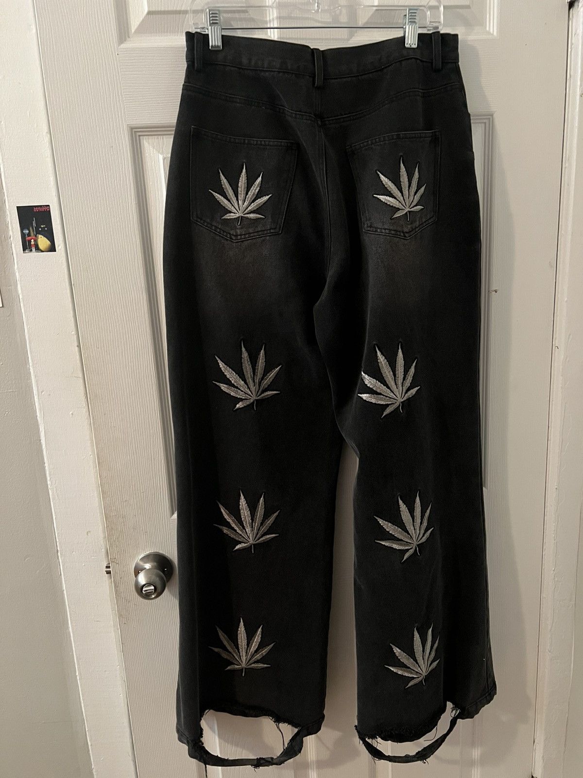 Haunted Starbucks Haunted Starbucks Weed Leaf Jeans Size US 31 - 2 Thumbnail
