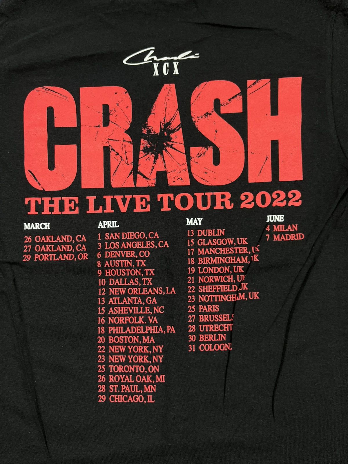 Band Tees Charli XCX Crash The Live Tour 2022 Tee USA Rare Size US S / EU 44-46 / 1 - 6 Thumbnail