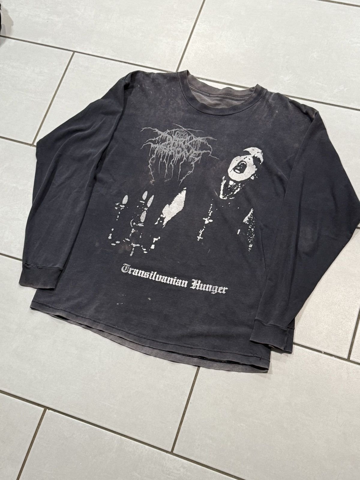 Vintage Vintage DarkThrone Transilvanian Hunger Longsleeve Tshirt Size US L / EU 52-54 / 3 - 1 Thumbnail