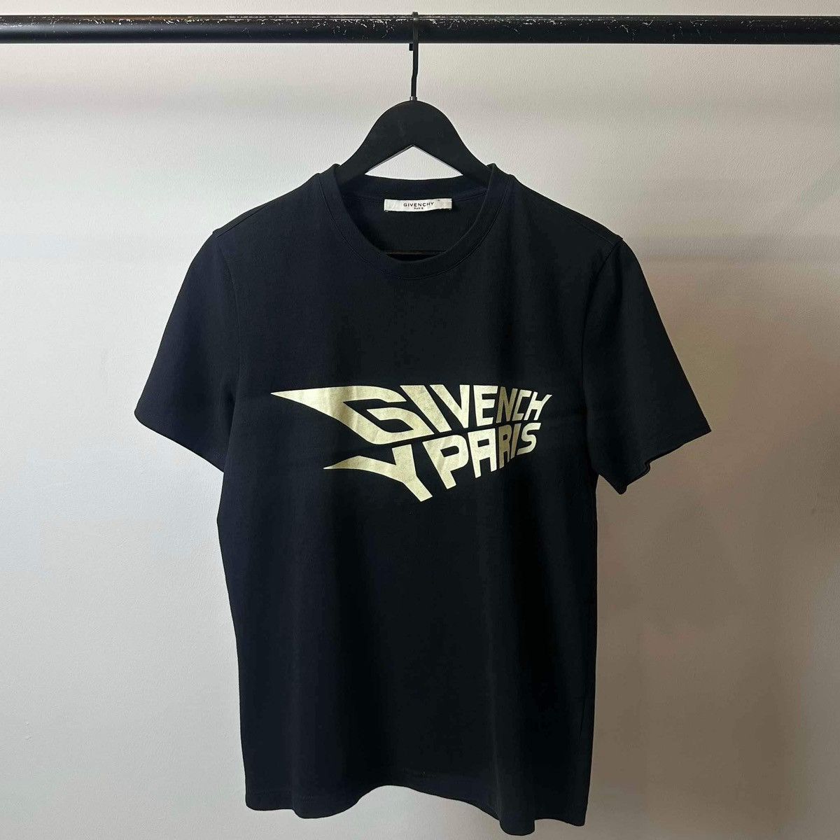 Givenchy GIVENCHY LOGO T SHIRT Size US S / EU 44-46 / 1 - 1 Thumbnail