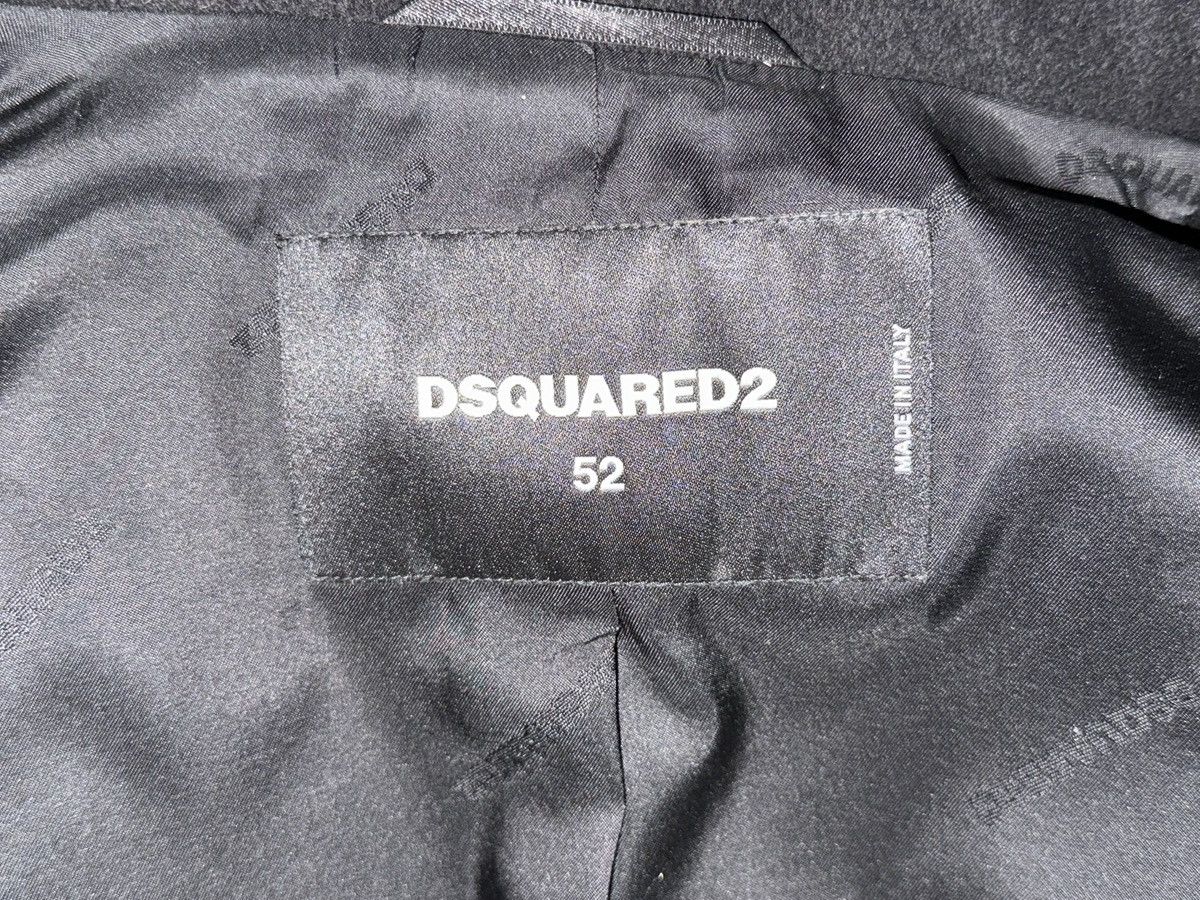 Dsquared2 Gorgeous classic double breasted peacoat by Dsquared Size US L / EU 52-54 / 3 - 7 Thumbnail