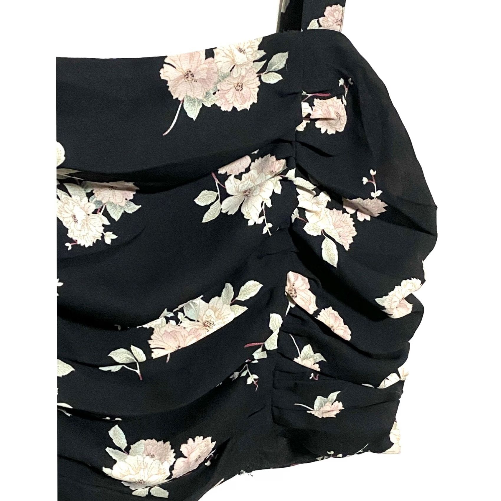 Express Express Floral Crop Top S Ruched Smocked NWT Feminine Whimsigoth Grunge Shirt Womens Sleeveless Black XS S? Size S / US 4 / IT 40 - 2 Thumbnail