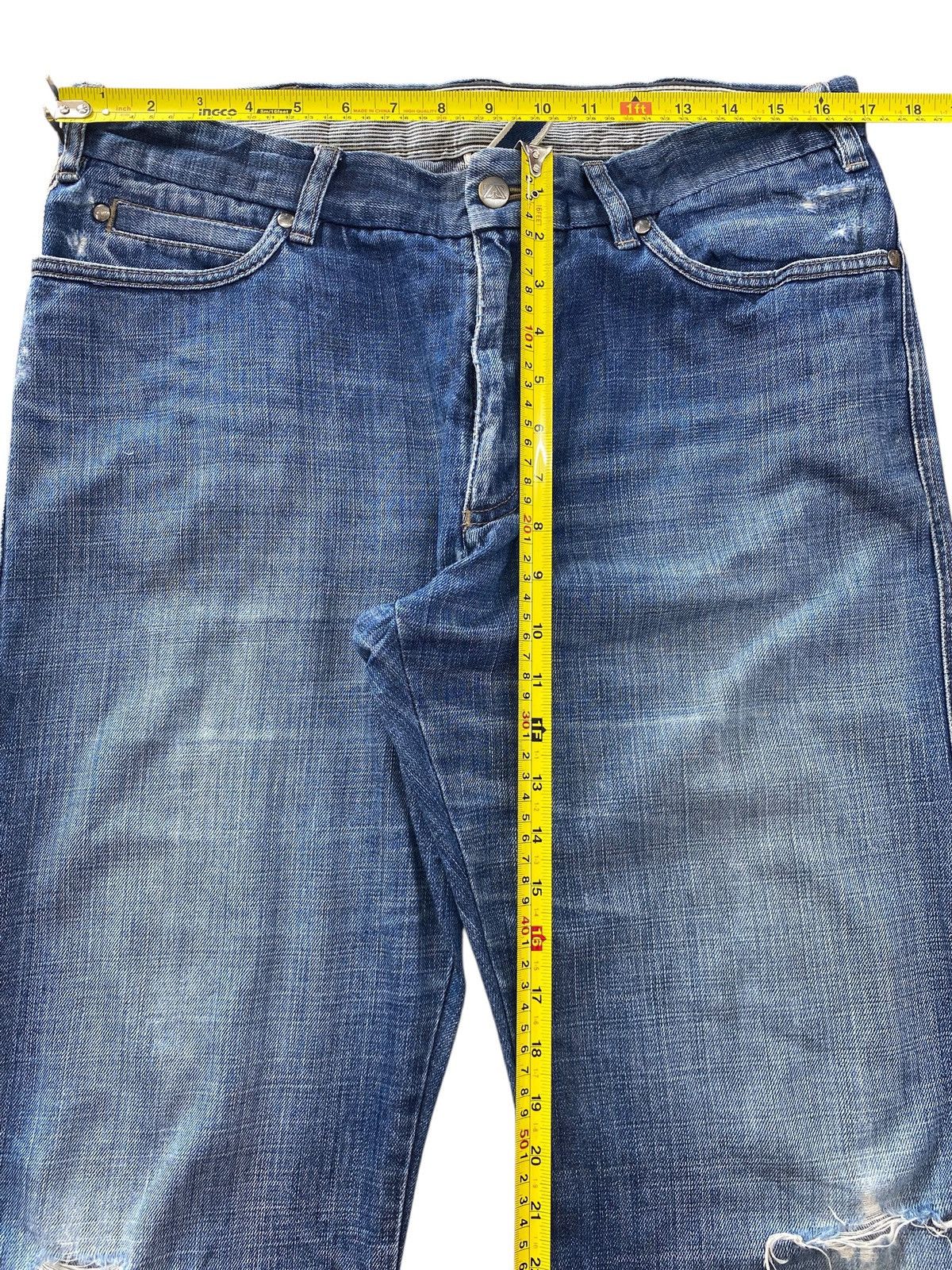 Japanese Brand Japanese Brand Blue Wash Ripped Straight Leg Jeans Size US 34 / EU 50 - 6 Thumbnail