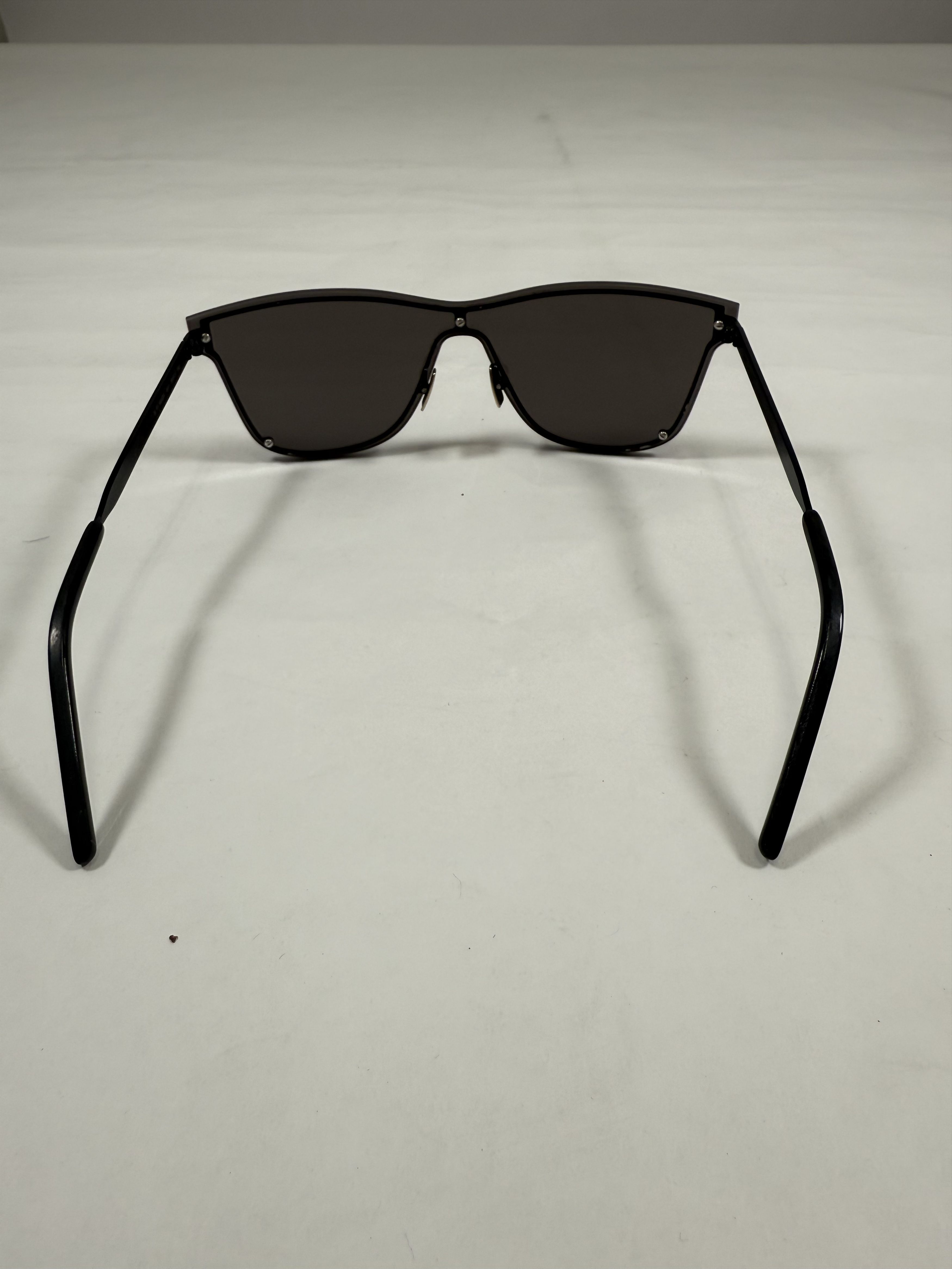 Yves Saint Laurent Saint Laurent SL 51 Over Mask Sunglasses Size ONE SIZE - 5 Thumbnail