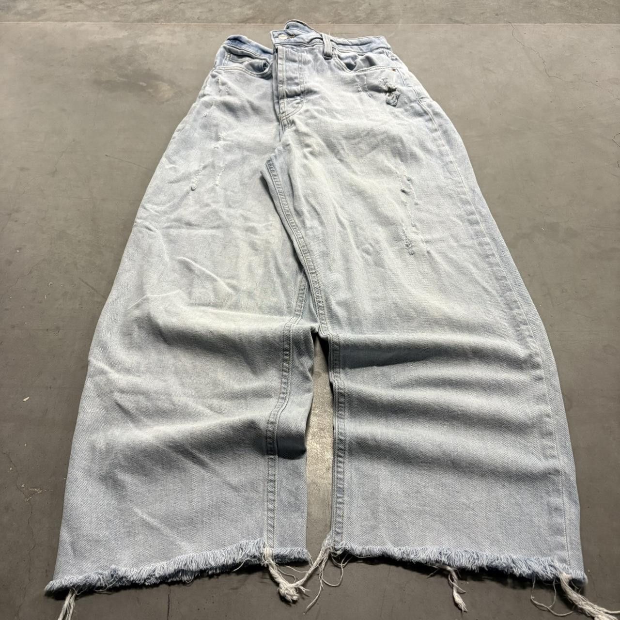 Vintage Crazy Vintage Y2K/2000s Super Baggy Streetwear Light Blue Wash Denim Jeans! Size US 30 / EU 46 - 1 Thumbnail