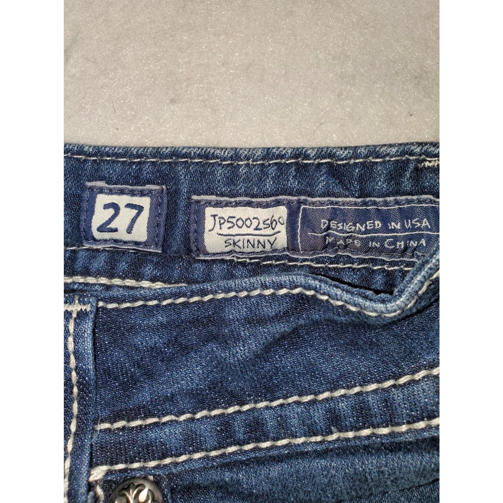 Miss Me Miss Me-Classic Medium Wash Denim Bling Jeans Size 27 Standard Skinny 32" Inseam Womens Midi? Size 27" / US 4 / IT 40 - 3 Thumbnail
