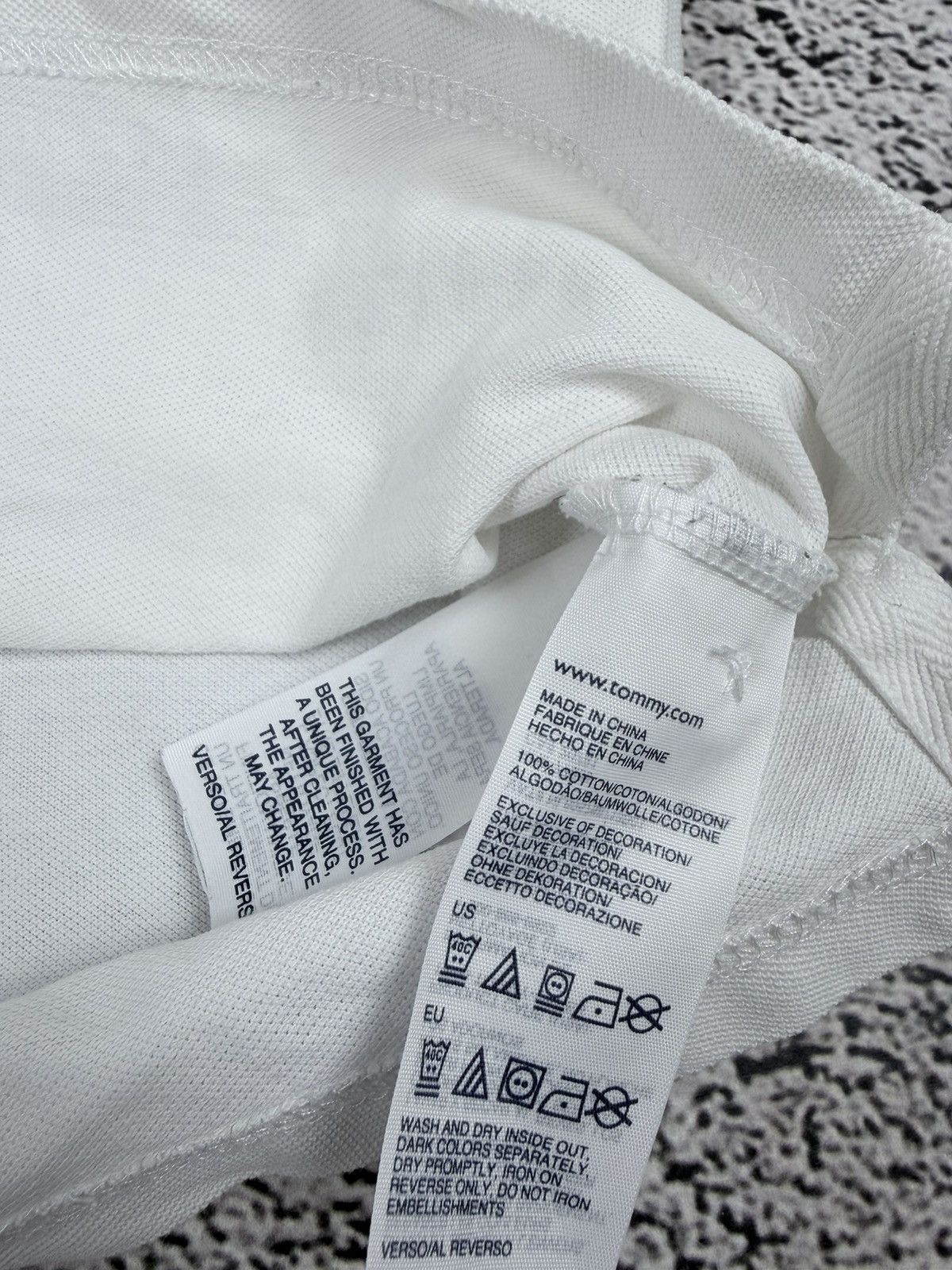 Tommy Hilfiger Tommy Hilfiger Denim White Varsity 85 Patch Polo Shirt L Size US L / EU 52-54 / 3 - 13 Thumbnail