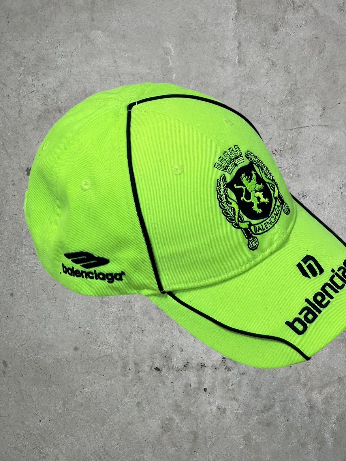 Balenciaga Balenciaga Paris Hat Size ONE SIZE - 6 Thumbnail
