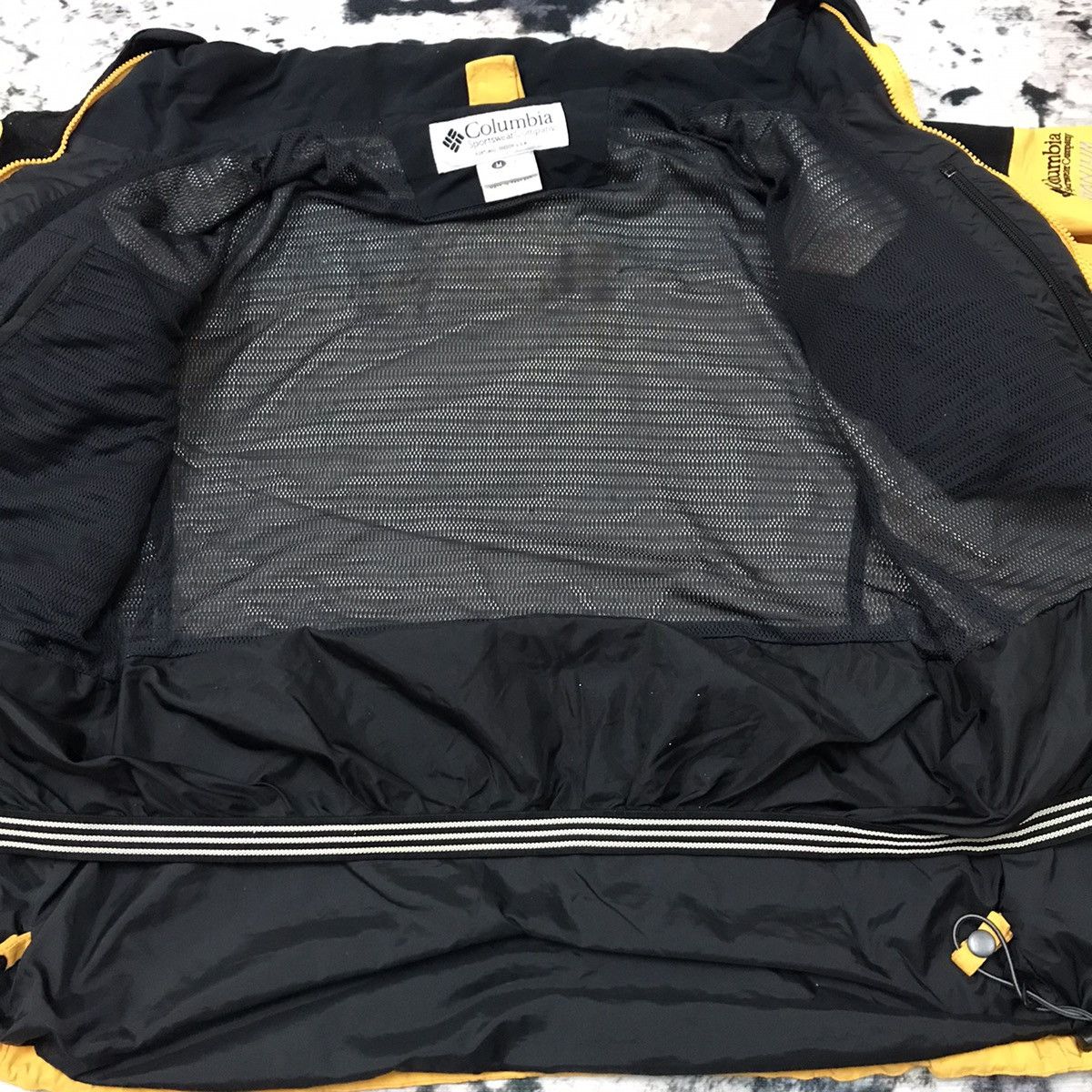 Columbia Women’s Vintage Columbia Titanium Omnitech Waterproof Jacket Size L / US 10 / IT 46 - 11 Thumbnail