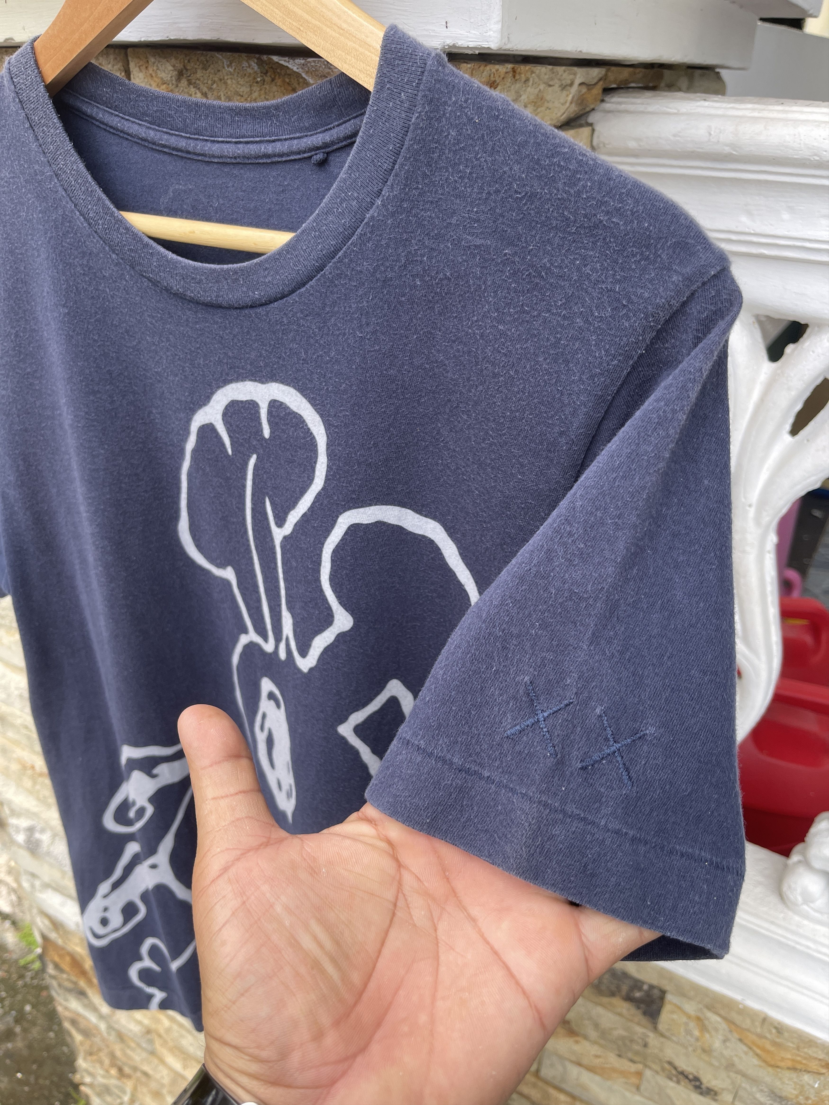 Kaws × Peanuts × Uniqlo Last Drop🔥Rare🔥Vintage KAWS Japanese Uniqlo T-Shirt Size US M / EU 48-50 / 2 - 3 Thumbnail
