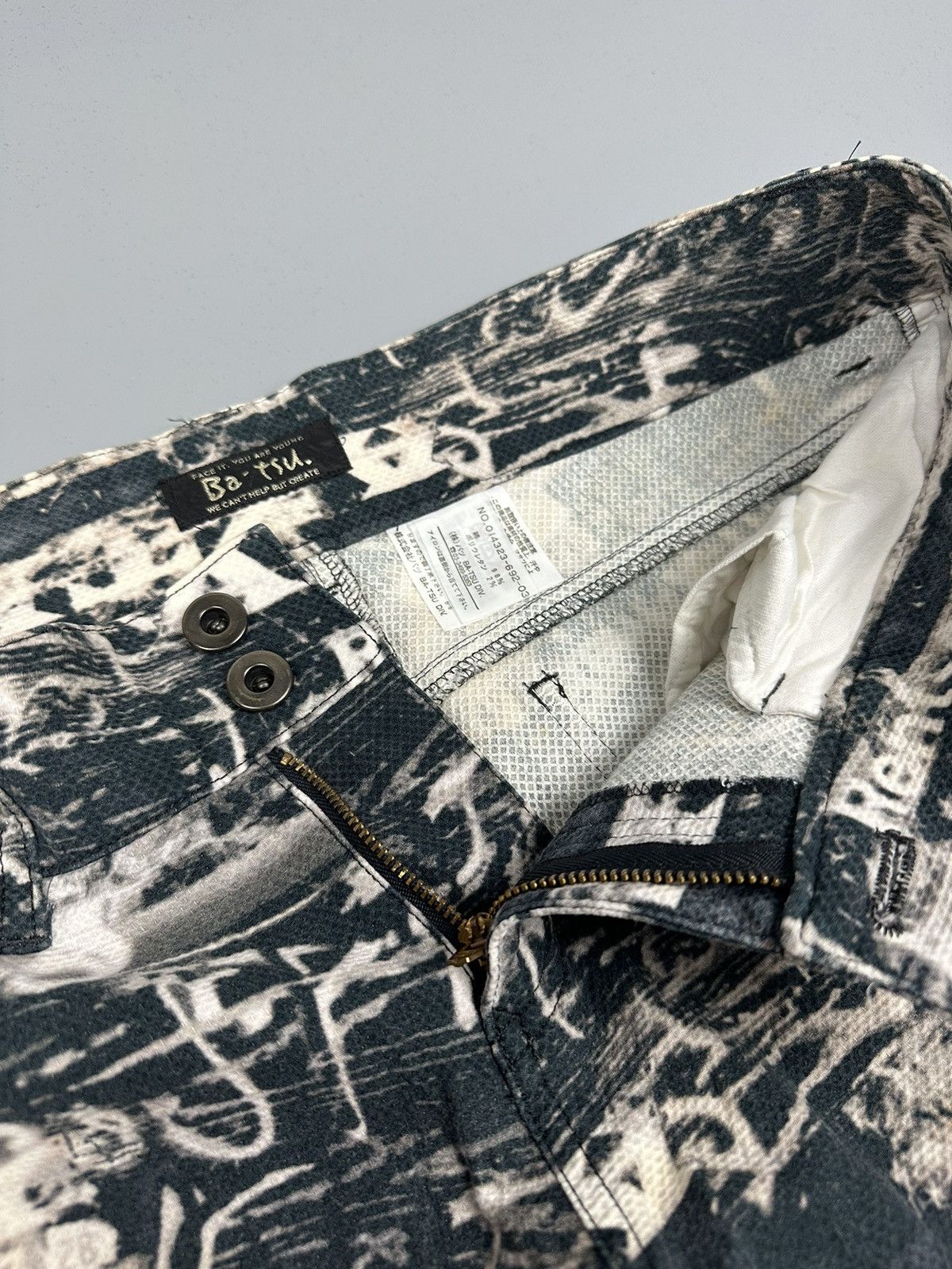 If Six Was Nine × Le Grande Bleu (L.G.B.) 🔥Sick🔥Vintage Batsu Full Printed Flared Pants Size US 32 / EU 48 - 10 Thumbnail