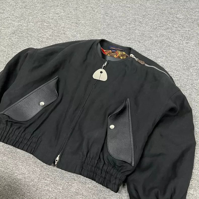 Louis Vuitton Louis Vuitton Patchwork leather coat with presbyopia printe Size XXS / US 00 / IT 34 - 3 Thumbnail