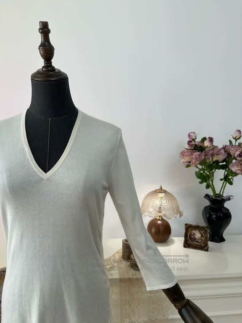 Hermes Hermes V-Neck Cashmere Knit Single-Sided H-Button Open-Bac Size M / US 6-8 / IT 42-44 - 6 Thumbnail