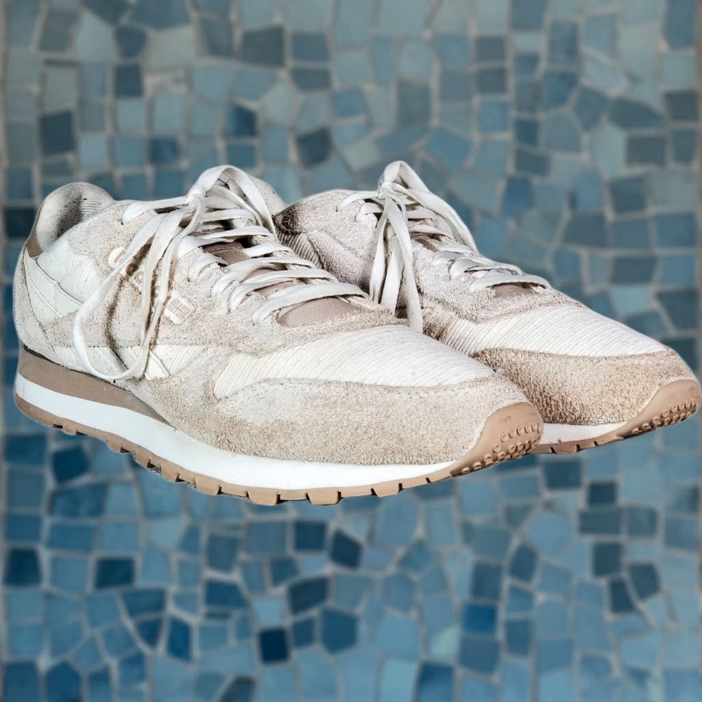 Reebok Reebok Classic Leather Trainers Suede Chalk Beige Men 8 Casual Running Sneakers Low Top Leather Textile Suede Black? Size US 8 / EU 41 - 1 Thumbnail