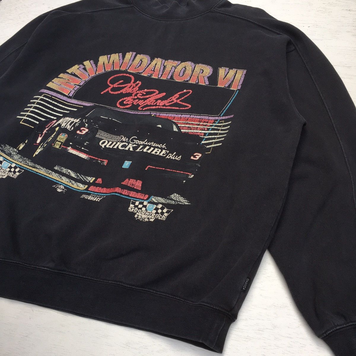 NASCAR Sun Faded Vintage Intimidator Tour 1993 Sweatshirt Size US L / EU 52-54 / 3 - 14 Thumbnail