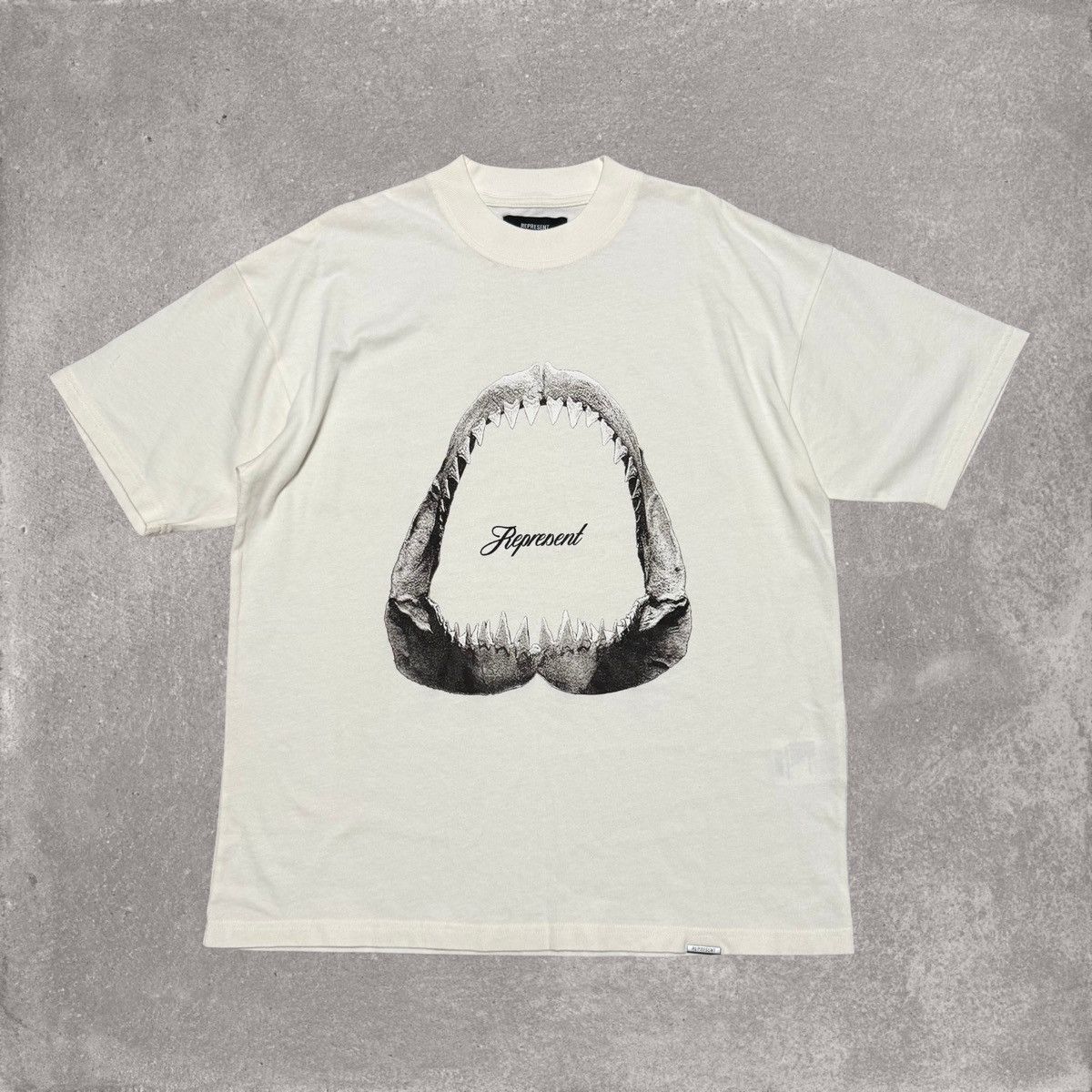 Represent Clo. Represent XS JAWS Shark Flat White Tee Size US XS / EU 42 / 0 - 1 Thumbnail