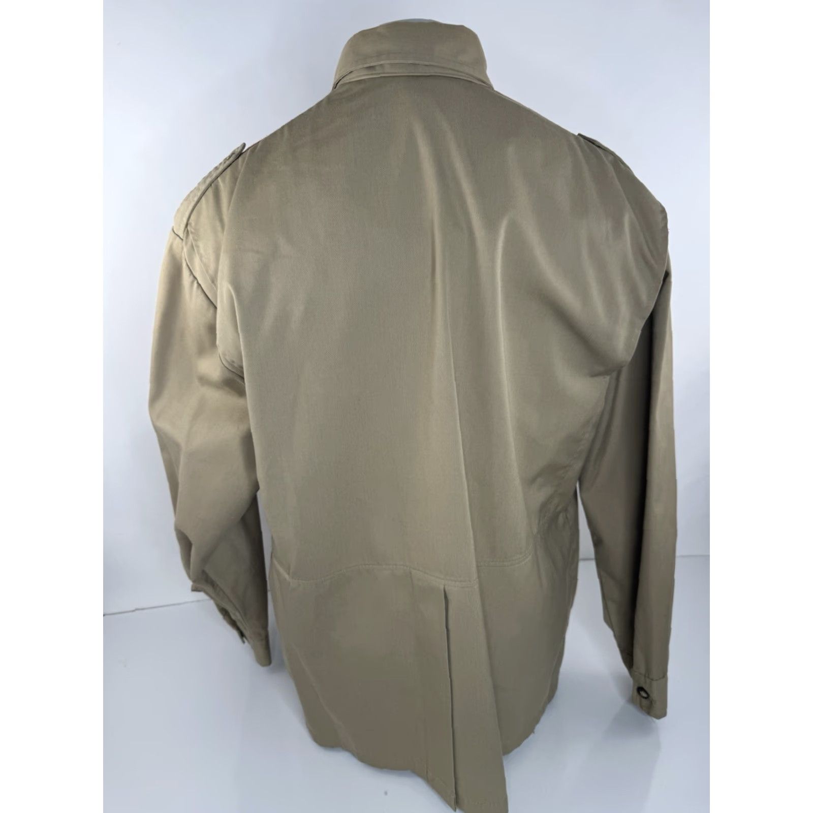 Vintage VINTAGE Woolrich Jacket Safari Shooting XL Khaki / Tan Men XL Hunting Size US XL / EU 56 / 4 - 3 Thumbnail