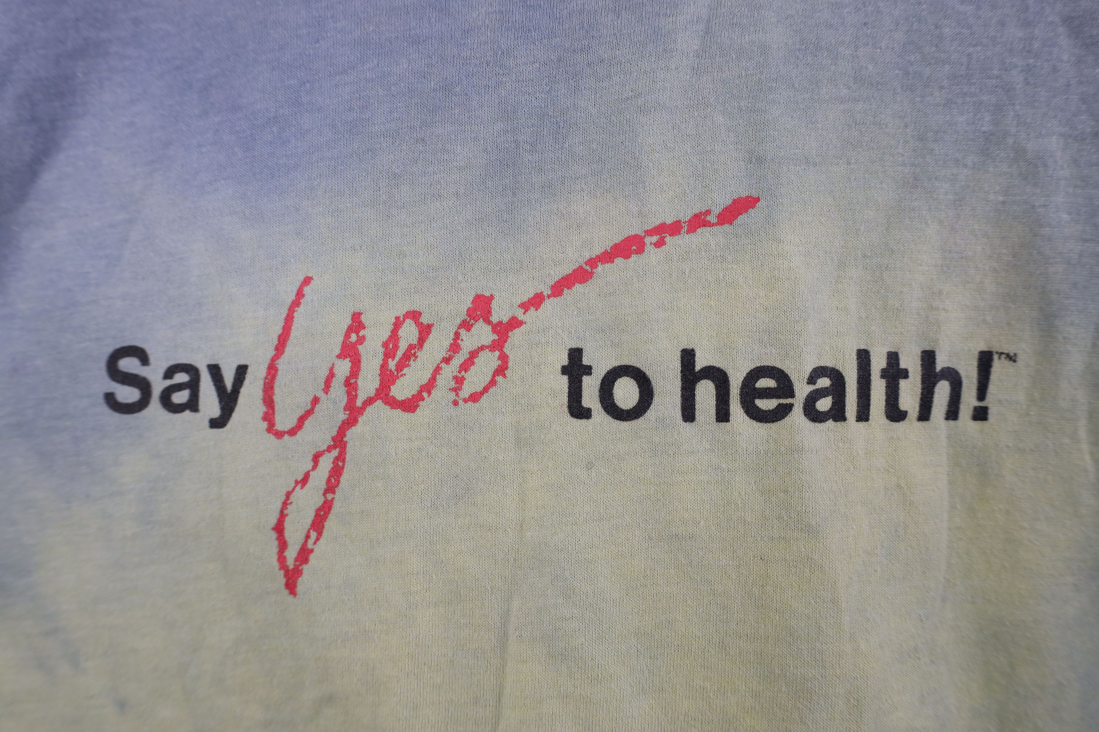 Vintage Vintage 80s Streetwear Wash Say Yes To Health T-Shirt USA Size M / US 6-8 / IT 42-44 - 4 Thumbnail