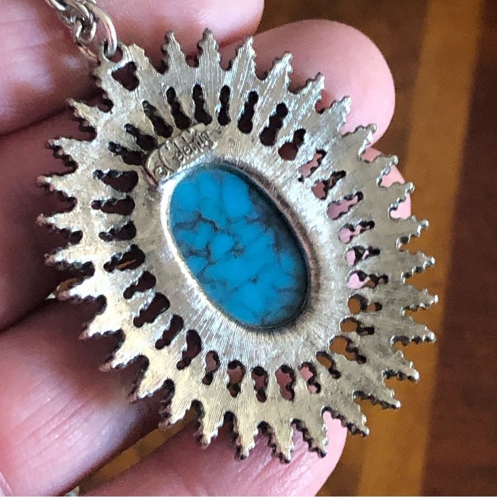 Vintage Vintage Celebrity southwest style pendant on chain necklace Size ONE SIZE - 7 Thumbnail