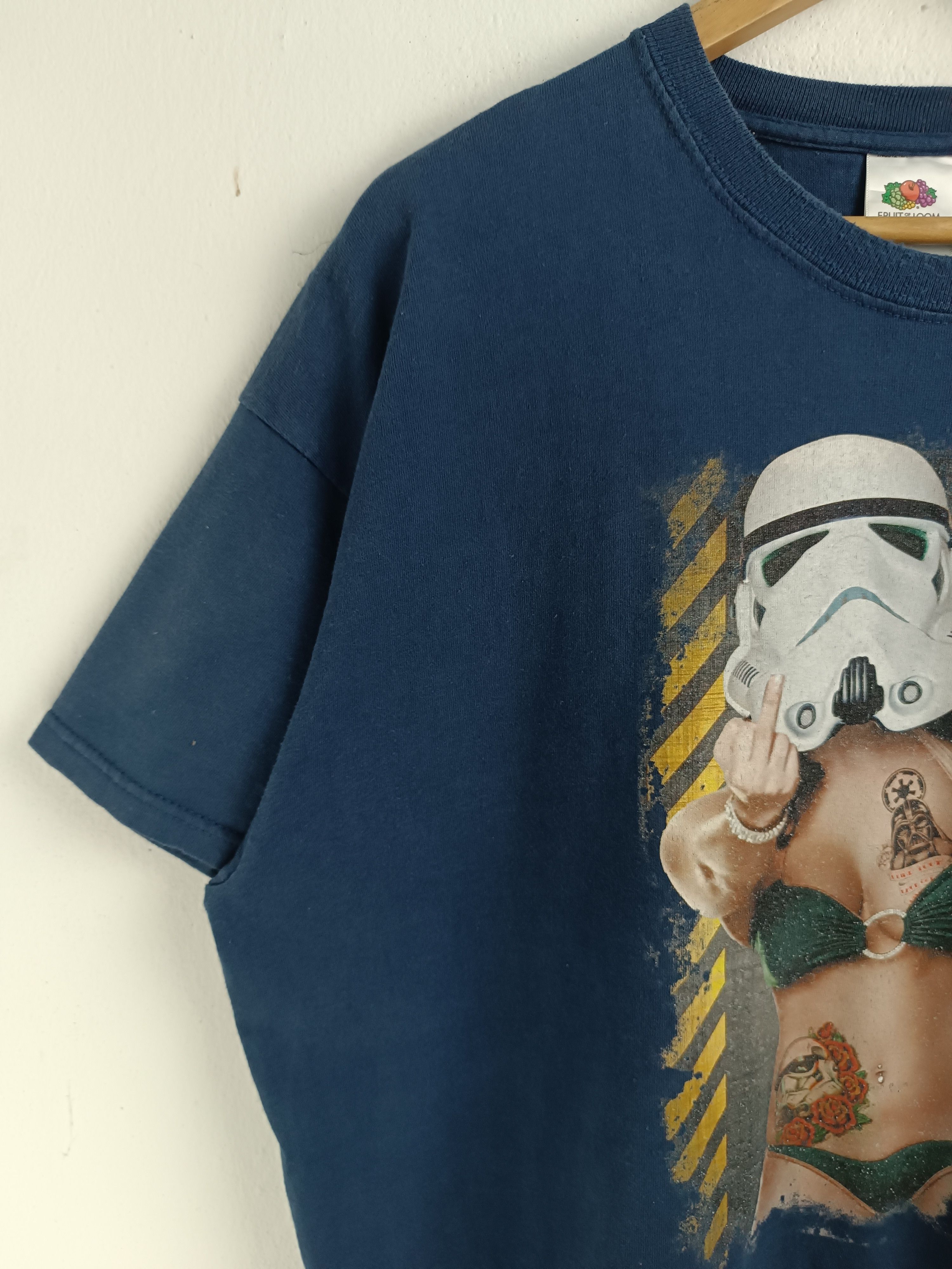 Vintage VINTAGE SEXY STORMTROOPER STAR WARS TATOO HUMOR FUNNY TEE Size US XL / EU 56 / 4 - 5 Thumbnail