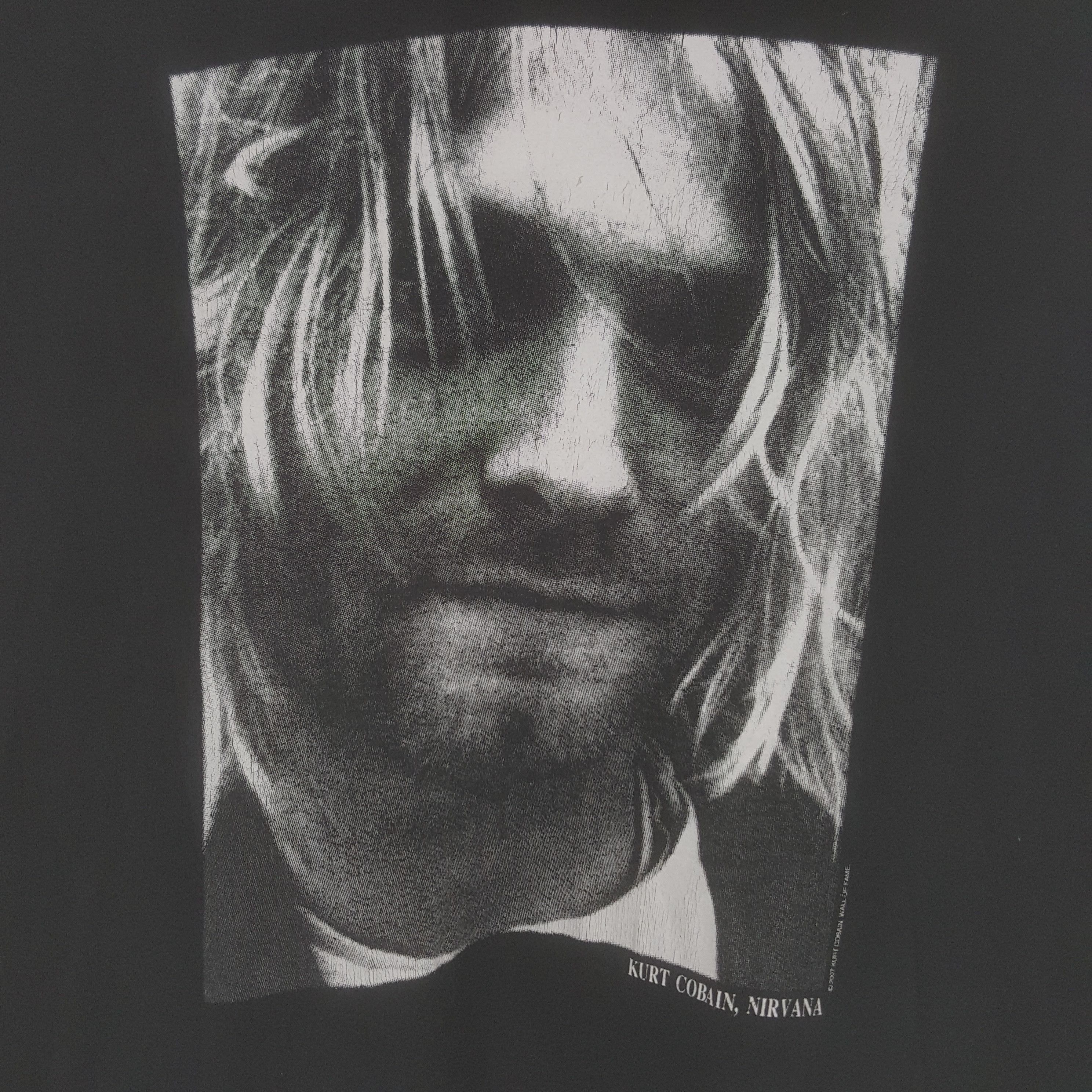 Vintage Vintage Kurt Cobain Nirvana American Grunge Band Tshirt Size US L / EU 52-54 / 3 - 2 Thumbnail