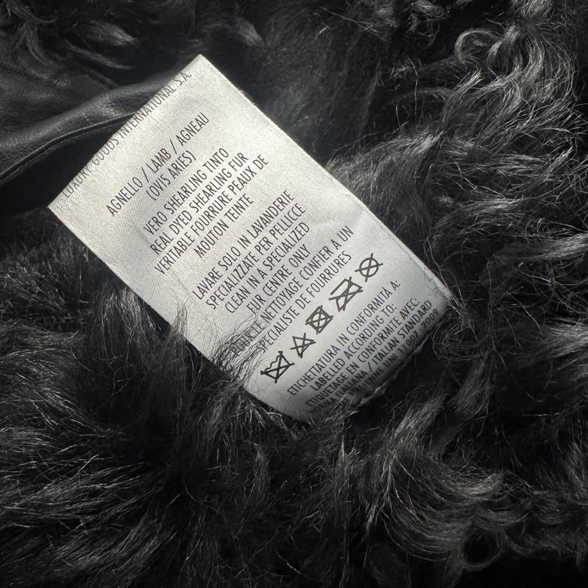 Alexander McQueen Alexander Mcqueen - Real Dyed Shearling Lamb Fur Jacket Size XL / US 12-14 / IT 48-50 - 12 Thumbnail