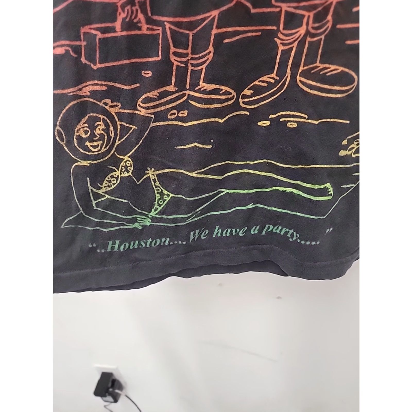 Nike VINTAGE Nike 6.0 Houston We Have a Party T-Shirt Size L Mens Black Short Sleeve Crew Neck Graphic Print Space VTG 6.0 Houston Party 90s Century Size US L / EU 52-54 / 3 - 3 Thumbnail