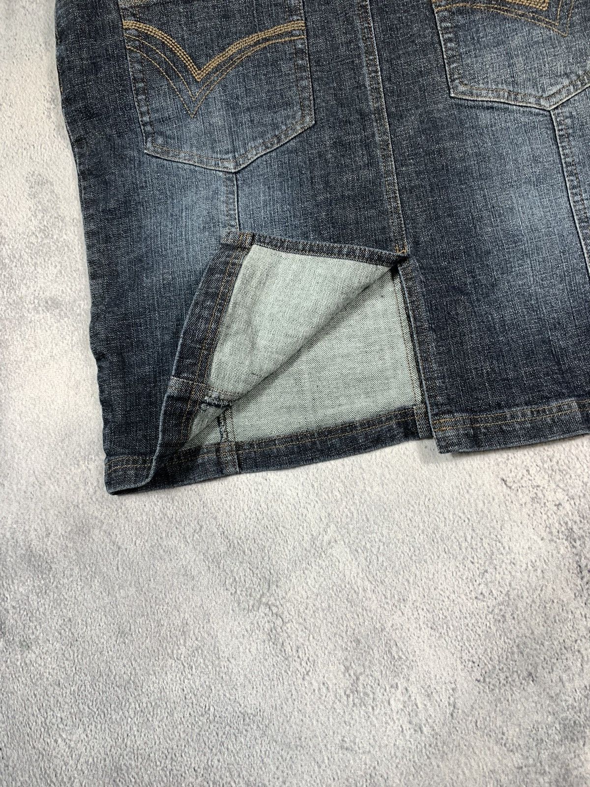 Japanese Brand × Vintage Vintage Y2K Japanese faded denim midi skirt streetwear style Size 32" / US 10 / IT 46 - 6 Thumbnail