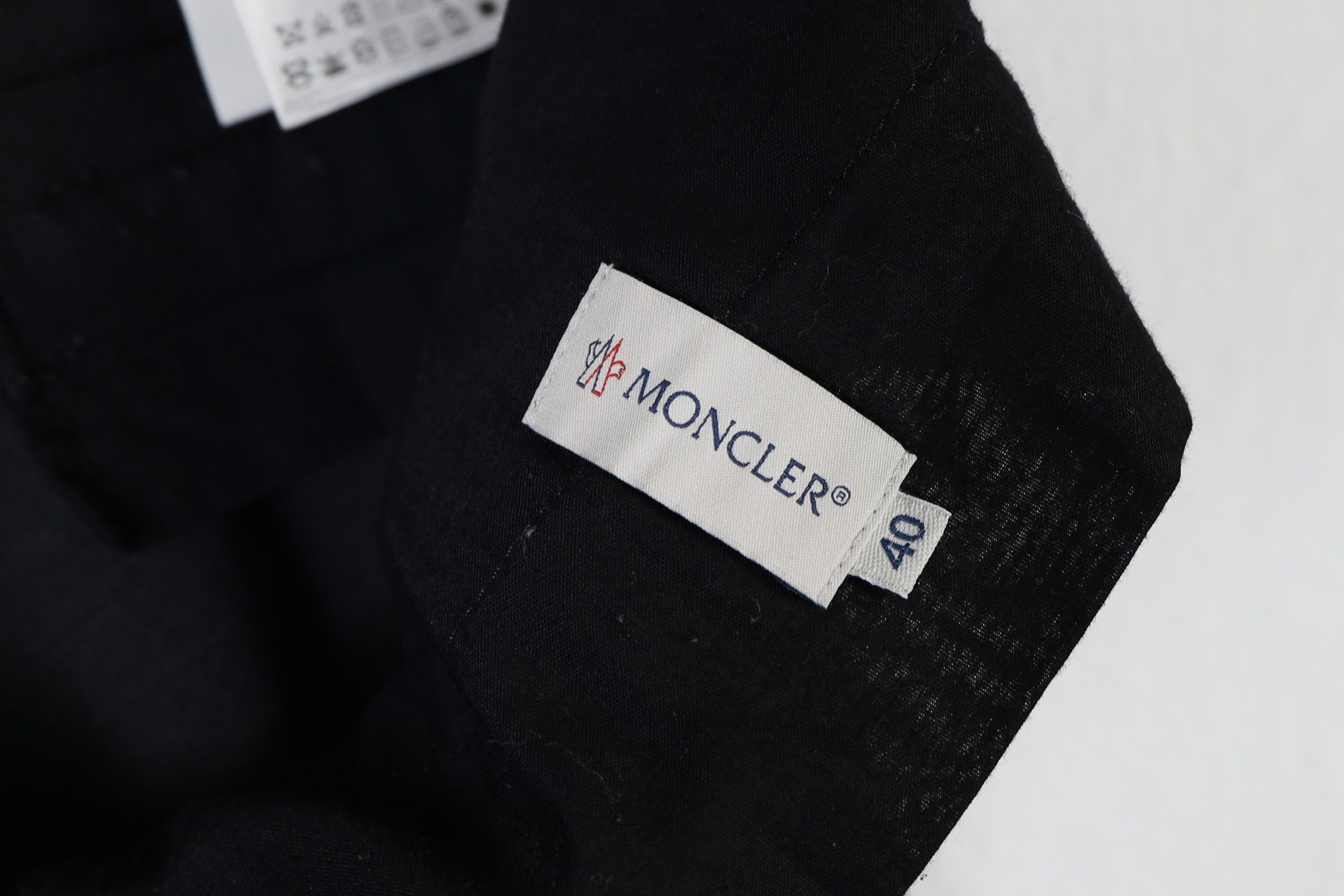 Moncler Moncler Dark Gray Pantalone Wool Trousers Pants 40 size Size 27" / US 4 / IT 40 - 8 Thumbnail