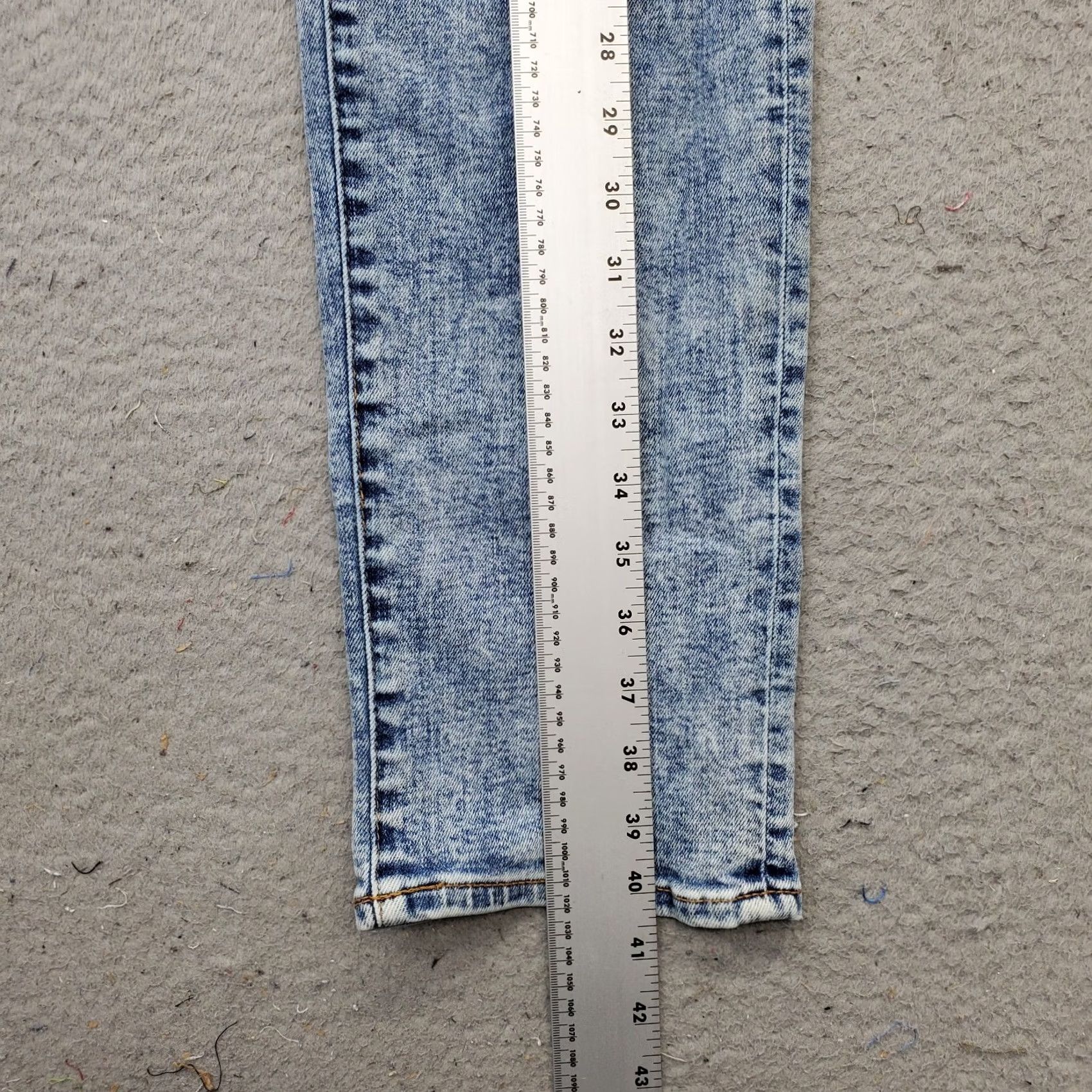 American Eagle Outfitters American Eagle Outfitters Jeans Men 30/34 Blue Denim Slim Straight 5-Pocket Design 31.25 Inseam Mens Size 30/34 Color Blue Size US 30 / EU 46 - 3 Thumbnail