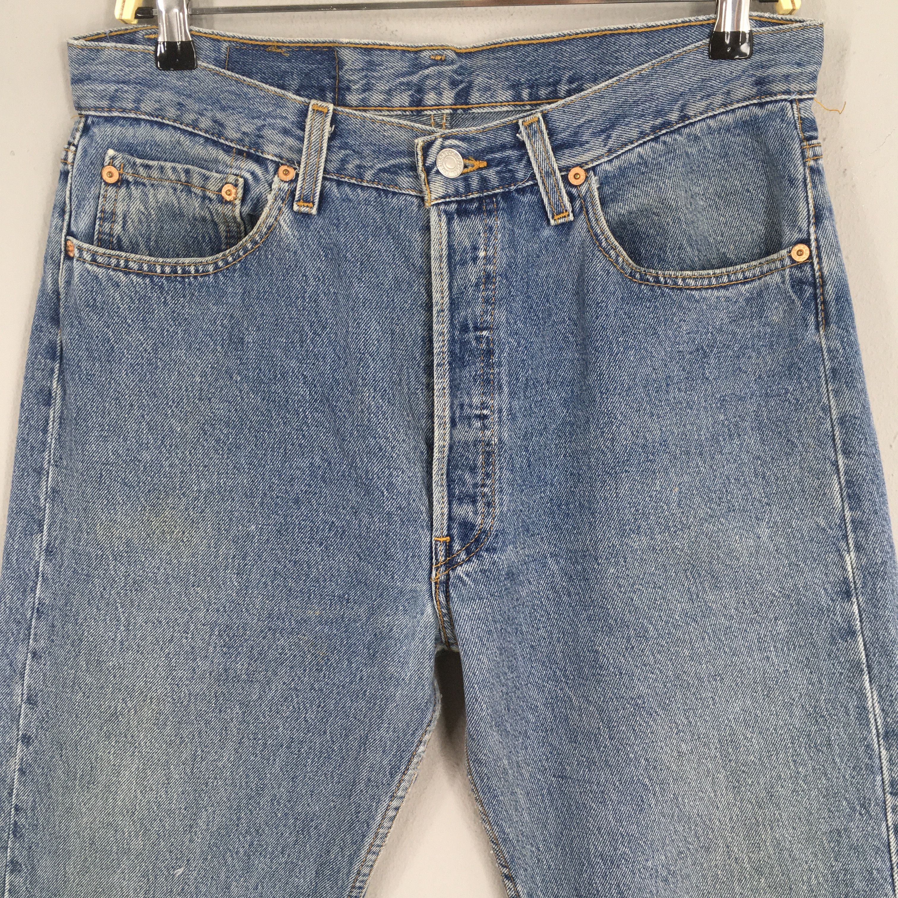 Levi's Size 32x29 Vintage 90s Levi's 501 Light Washed Jeans S969 Size US 32 / EU 48 - 2 Thumbnail