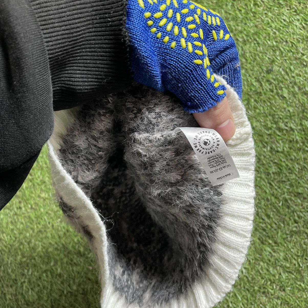 Vintage Y2K Grey Leopard Fuzzy Beanie Softcore Grunge Vintage OS Size ONE SIZE - 6 Thumbnail