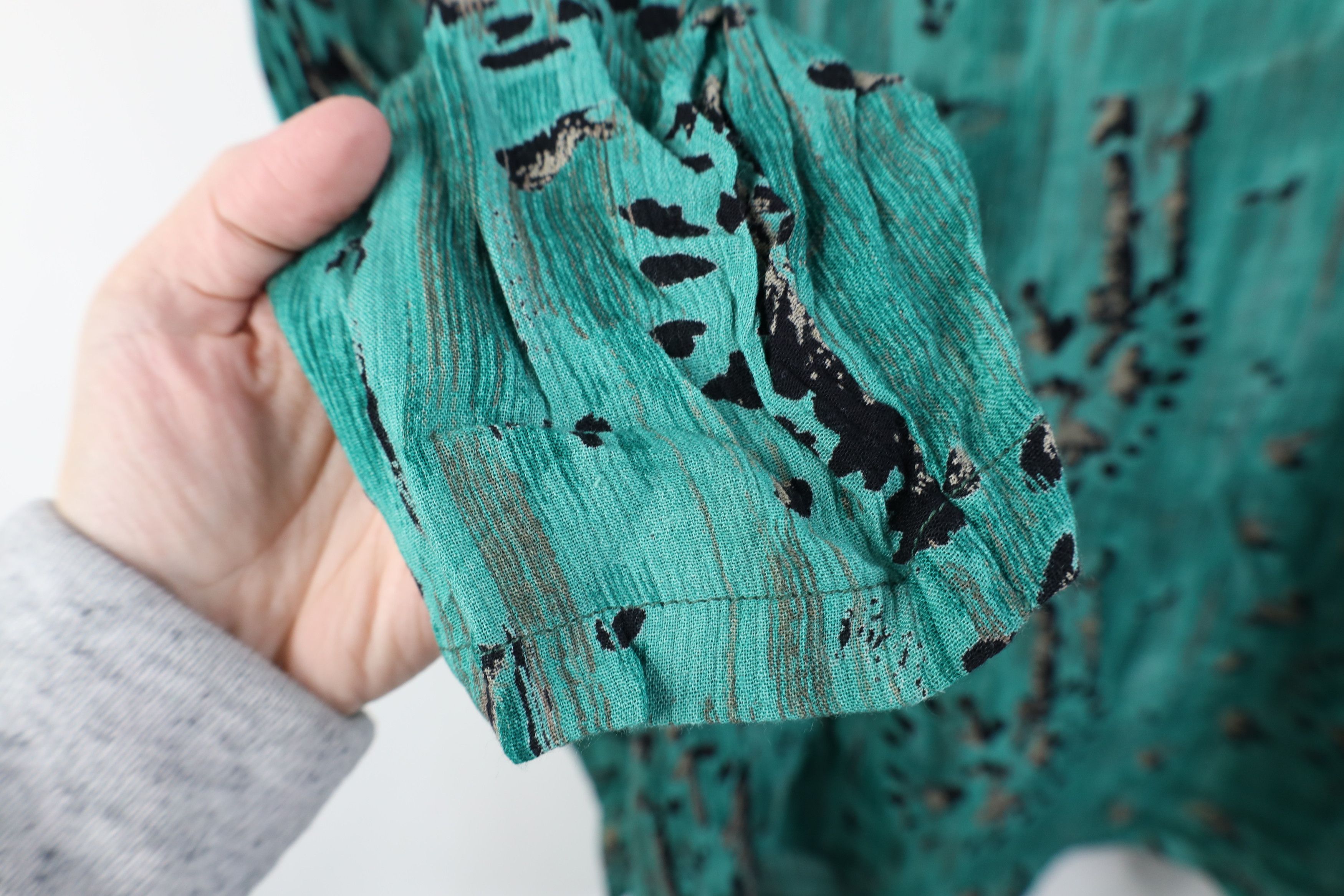 Vintage Vintage 90s Streetwear Baggy Abstract Long Sleeve T-Shirt Size L / US 10 / IT 46 - 6 Thumbnail
