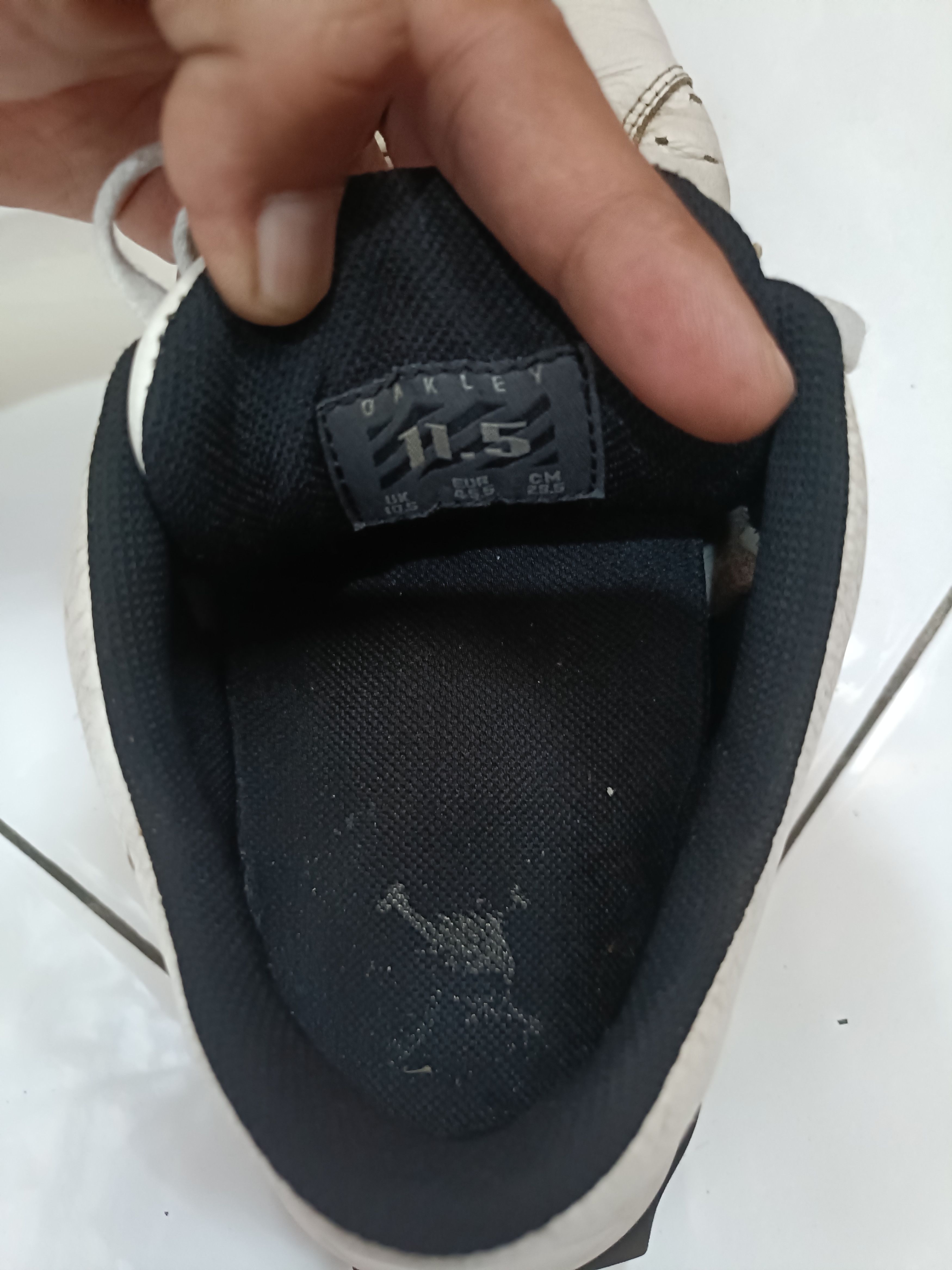 Oakley Vintage Oakley leather sneakers Size US 11.5 / EU 44-45 - 9 Thumbnail