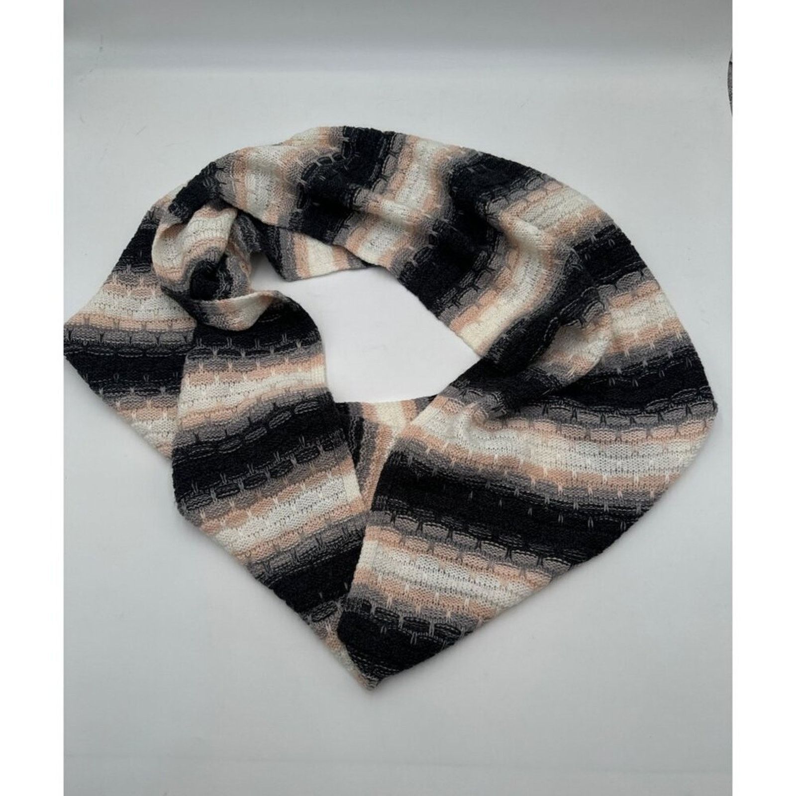 Calvin Klein Calvin Klein Striped Knit Infinity Scarf Black Beige Size ONE SIZE - 1 Thumbnail