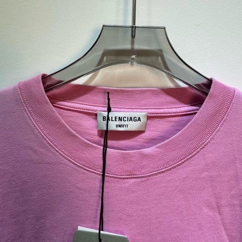 Balenciaga Balenciaga Pink Gay short sleeve Size US M / EU 48-50 / 2 - 3 Thumbnail
