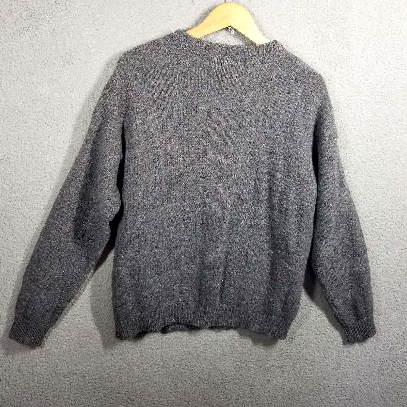 Pendleton VINTAGE Pendleton Sweater Mens XL Gray Wool Thick Knit Crewneck Pullover USA Size US XL / EU 56 / 4 - 7 Thumbnail