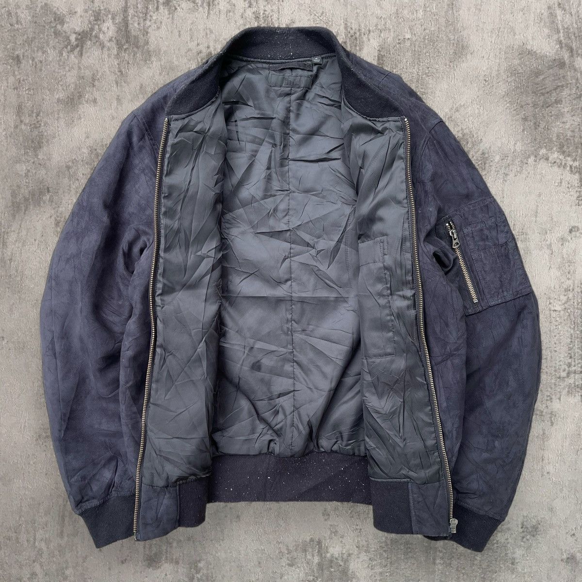 Uniqlo UNIQLO MEN'S VELVET BOMBER JACKET SIZE M Size US M / EU 48-50 / 2 - 3 Thumbnail