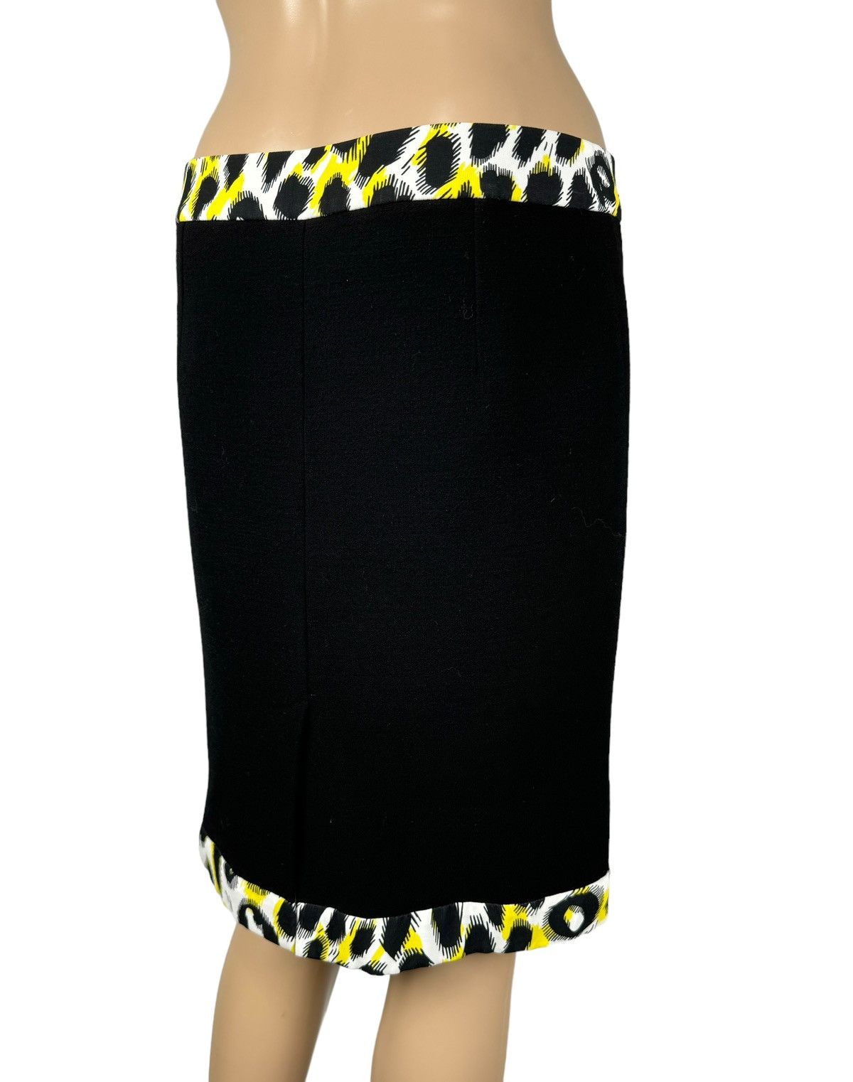 Moschino Moschino Couture Pencil Skirt Wool-Rayon size US8 Size 30" / US 8 / IT 44 - 9 Thumbnail