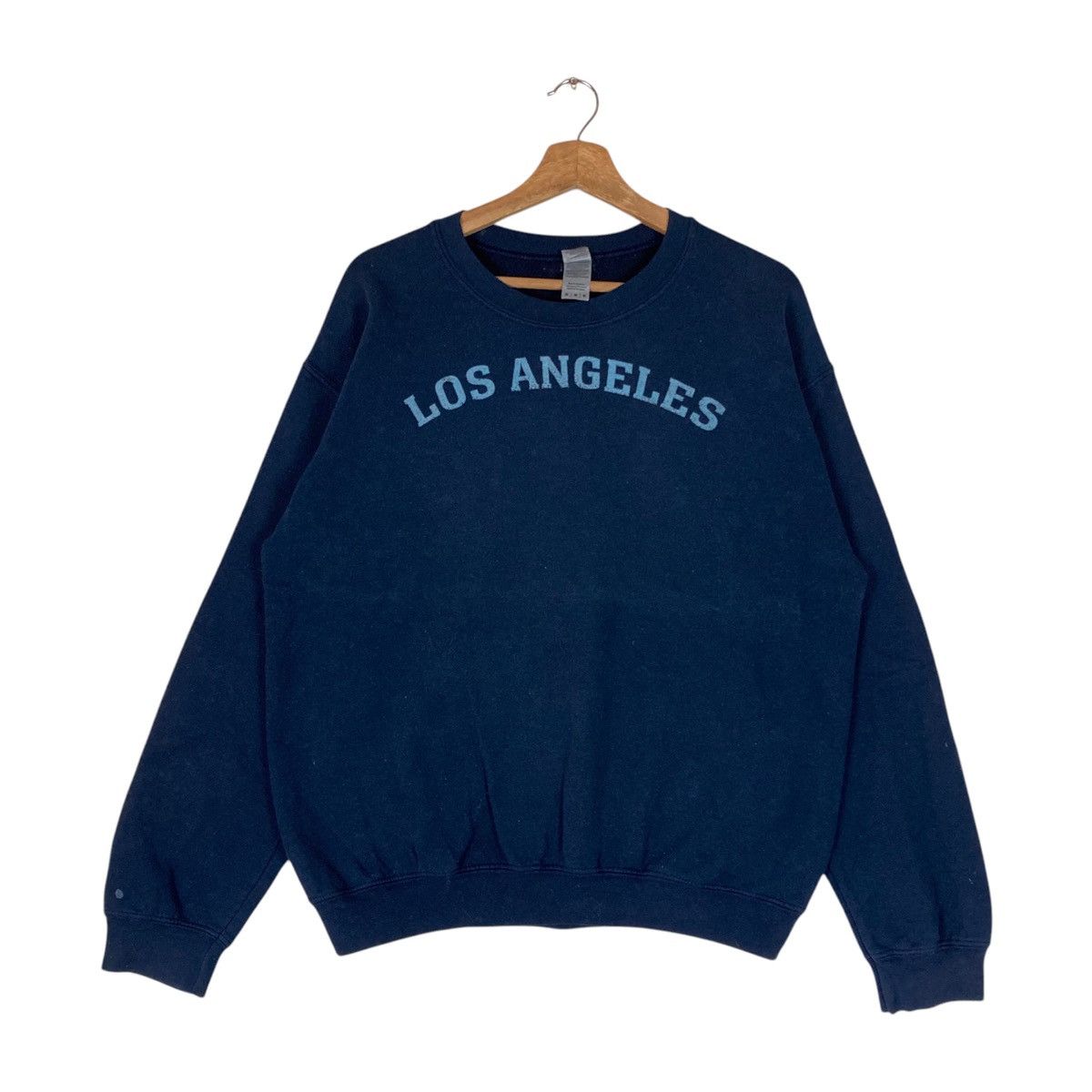 Gildan Vintage Gildan Los Angeles Pullover Jumper Sweatshirt Size US M / EU 48-50 / 2 - 1 Thumbnail