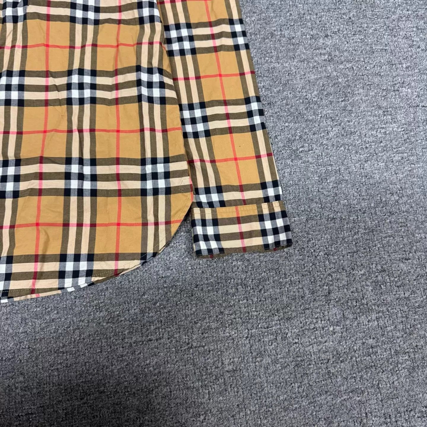 Burberry Burberry Classic Check LS Shirt UK6 99 New Size XS / US 0-2 / IT 36-38 - 3 Thumbnail