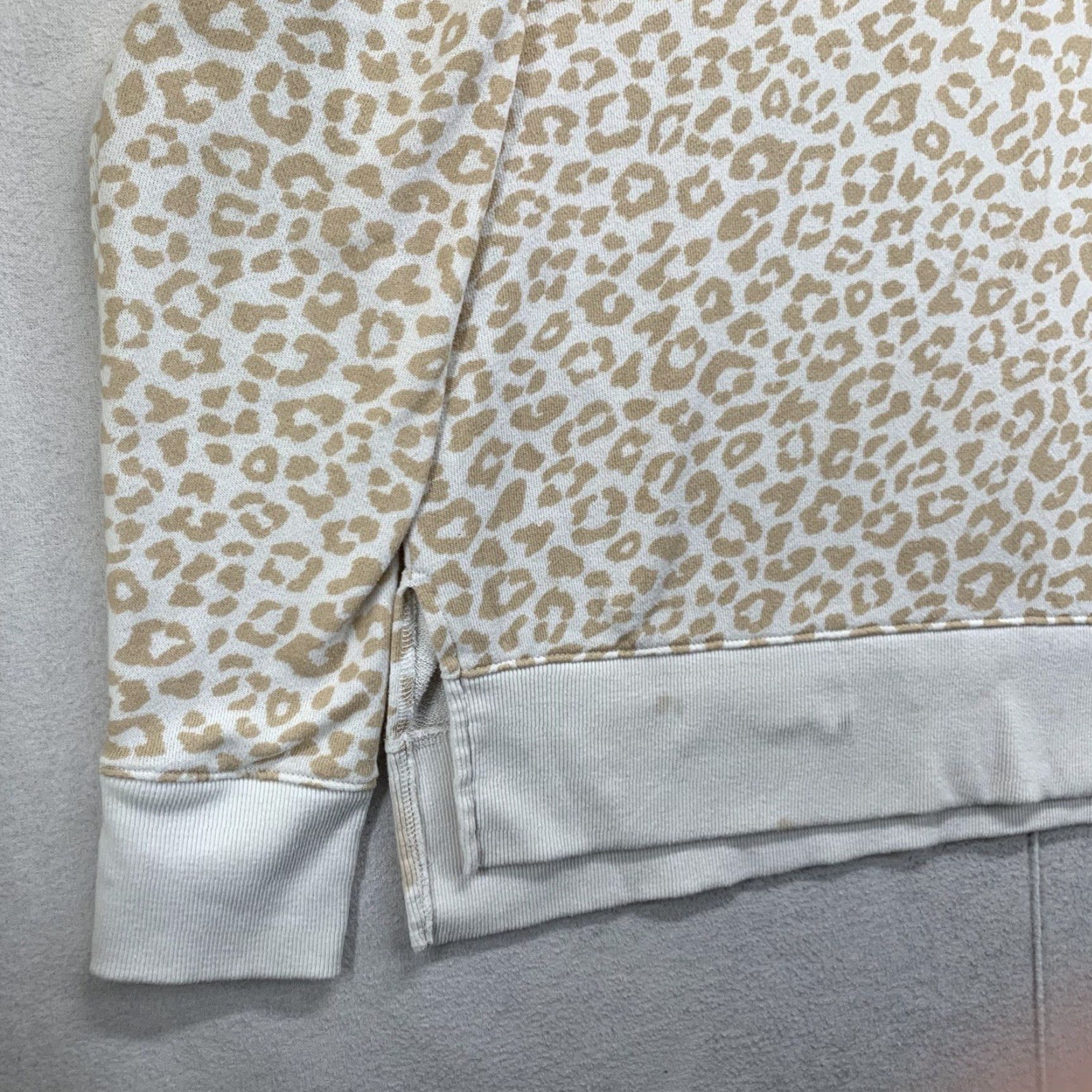 Vintage Time And Tru Leopard Crew Neck Sweater Women’s Size Large Size L / US 10 / IT 46 - 2 Thumbnail