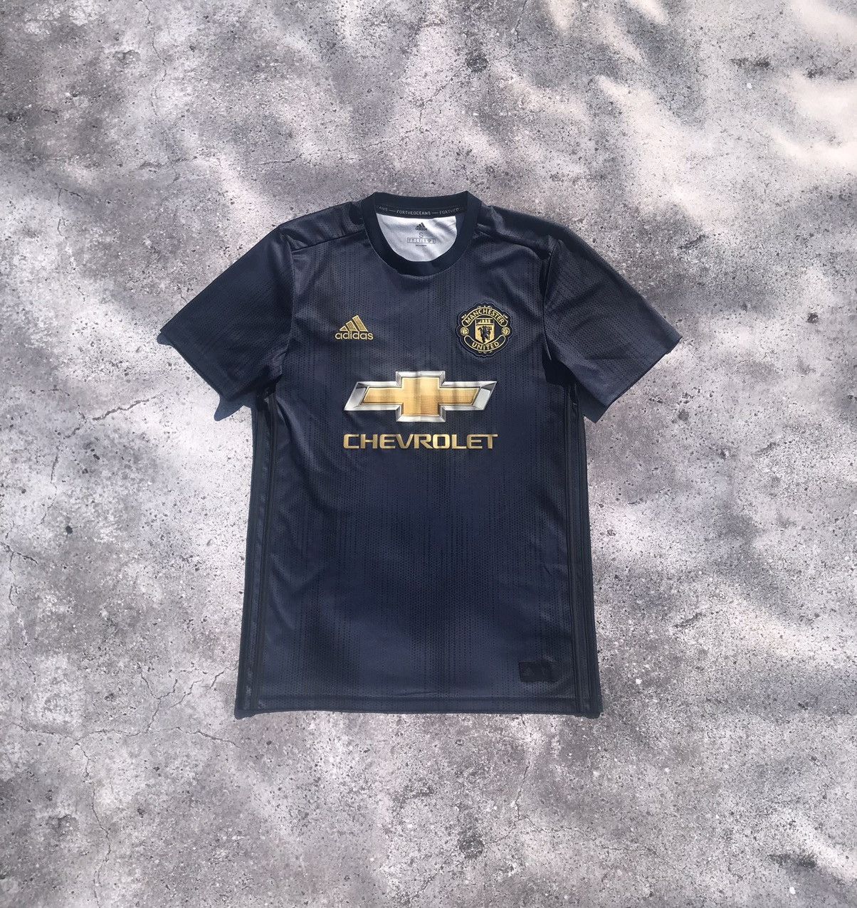 Adidas Adidas Manchester United 18/19 Soccer Jersey Size US S / EU 44-46 / 1 - 1 Thumbnail