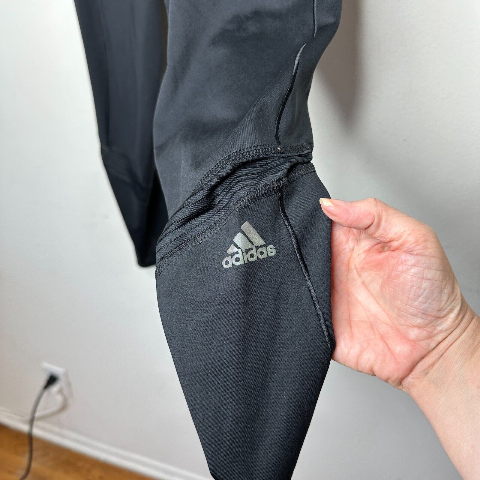 Adidas Adidas Mid-Rise Black Climacool Aeroready Crop Legging SM Size 27" / US 4 / IT 40 - 3 Thumbnail
