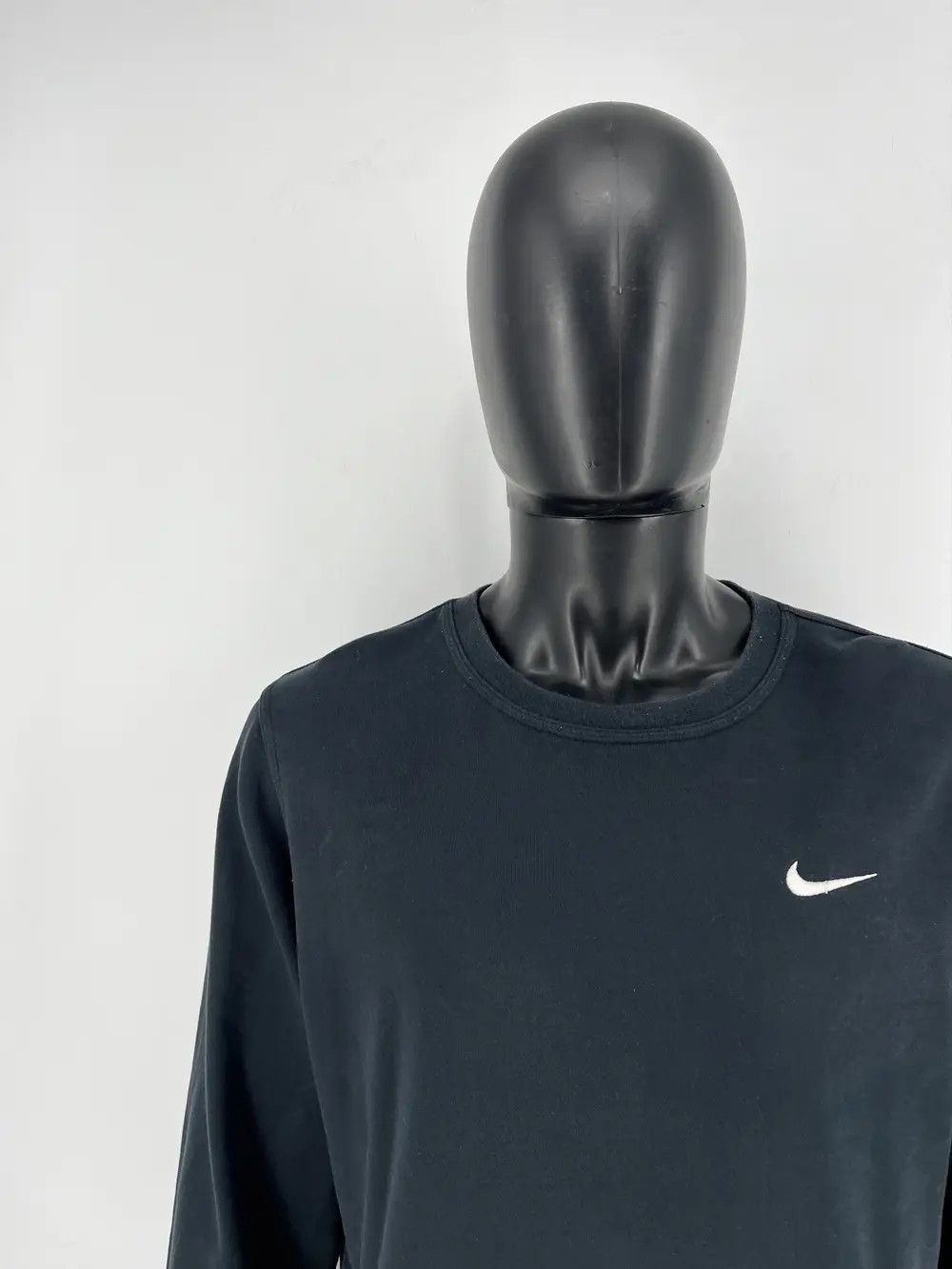 Nike × Vintage Vintage Nike Black Embroidery Logos Sweatshirt Crazy Style Size US L / EU 52-54 / 3 - 5 Thumbnail