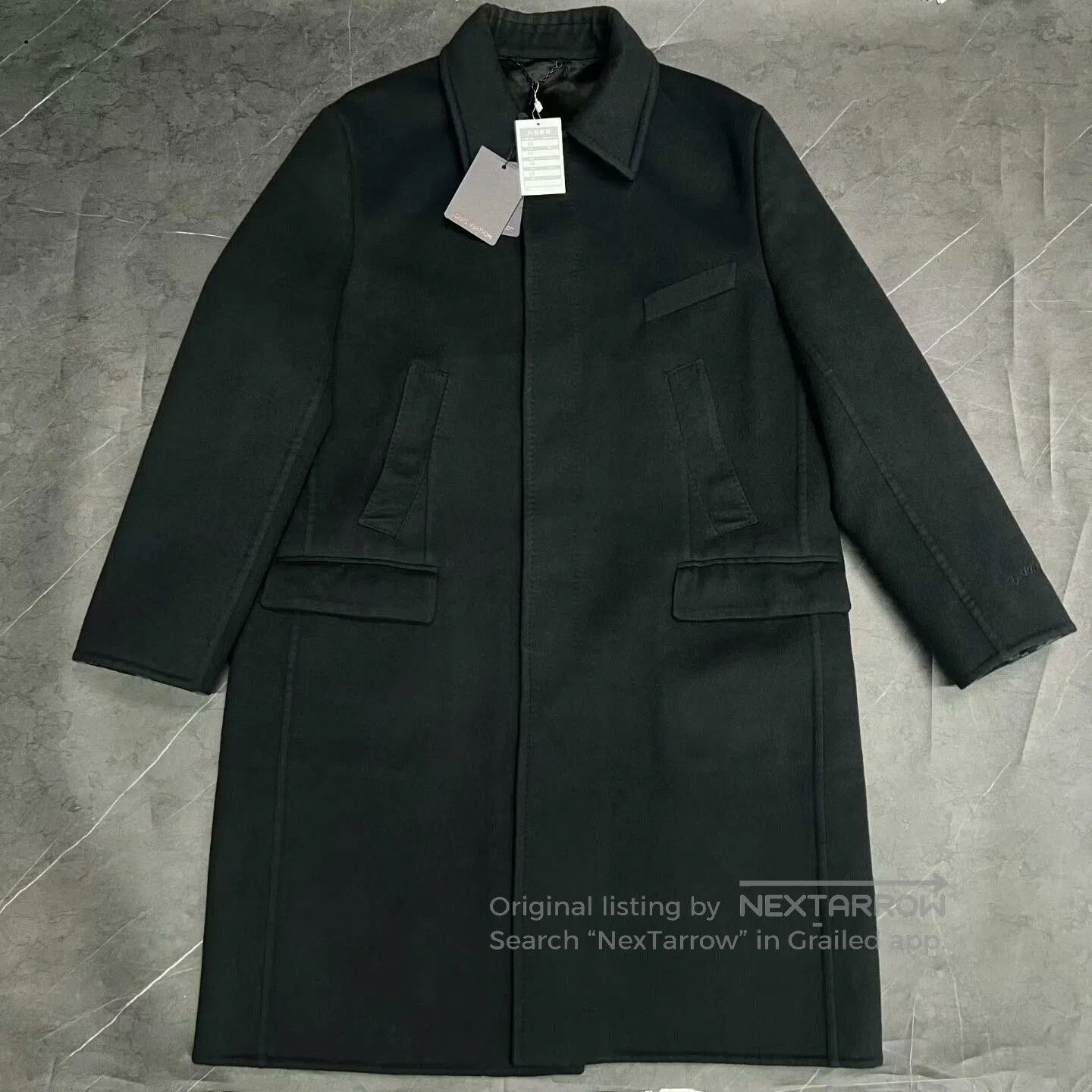Louis Vuitton louis vuitton black wool coat size 48. Size US L / EU 52-54 / 3 - 1 Thumbnail