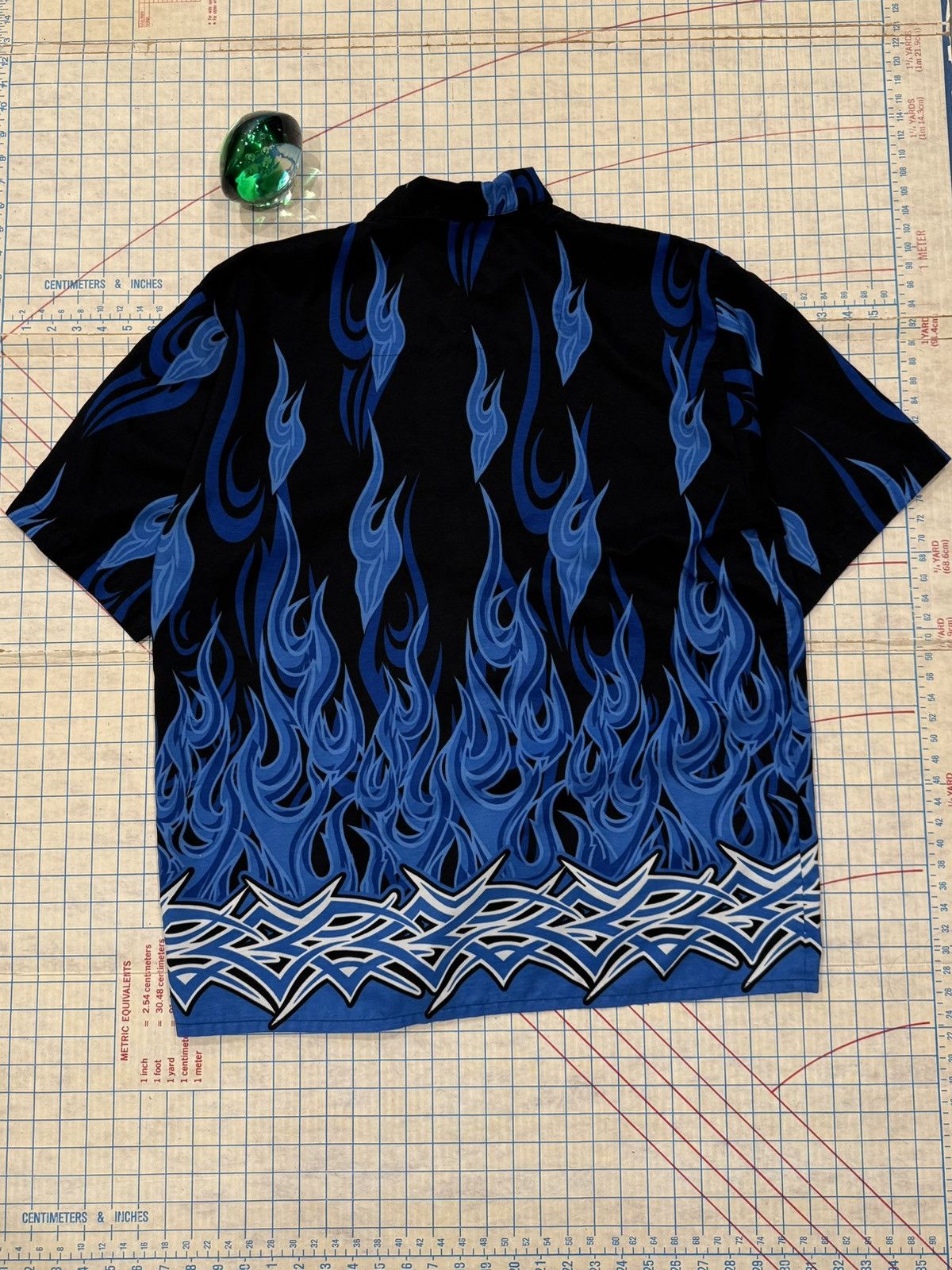 Vintage Vintage 725 Originals Blue Flame Short Sleeve Button Up Larg Size US L / EU 52-54 / 3 - 7 Thumbnail