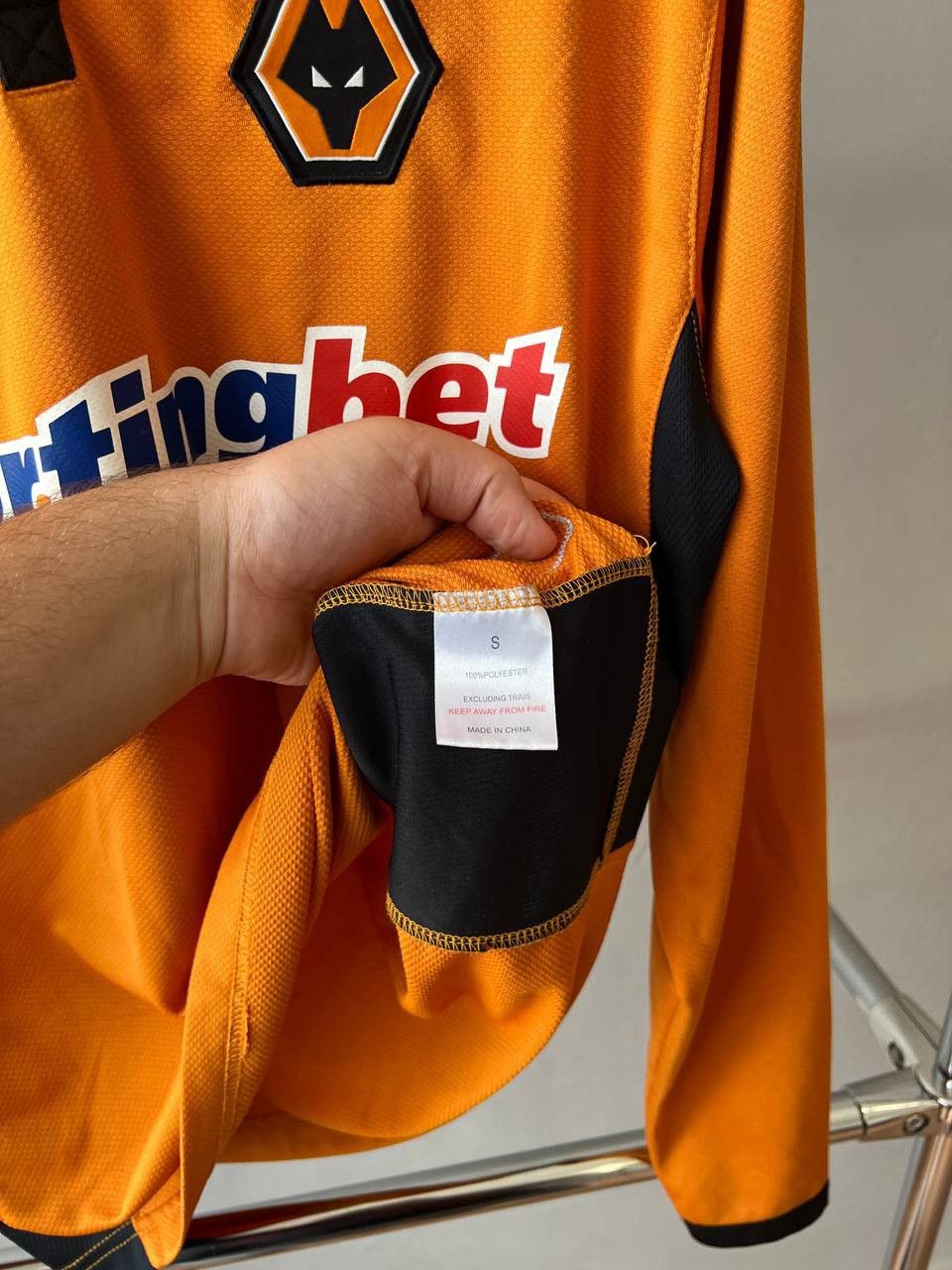 Vintage 2010/11 WOLVERHAMPTON HOME SOCCER JERSEY FOOTBALL SHIRT S Size US S / EU 44-46 / 1 - 7 Thumbnail